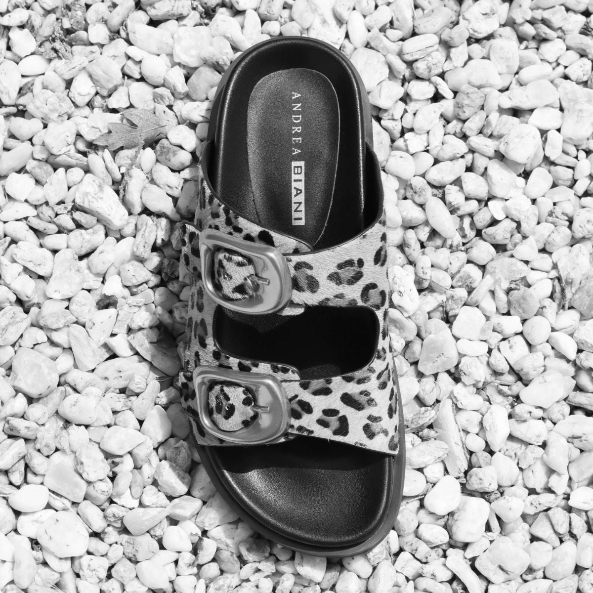 Flat Sandals vs Platform Sandals