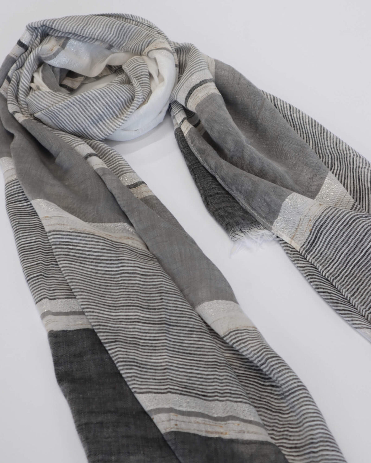 AUDREY SCARF GREY