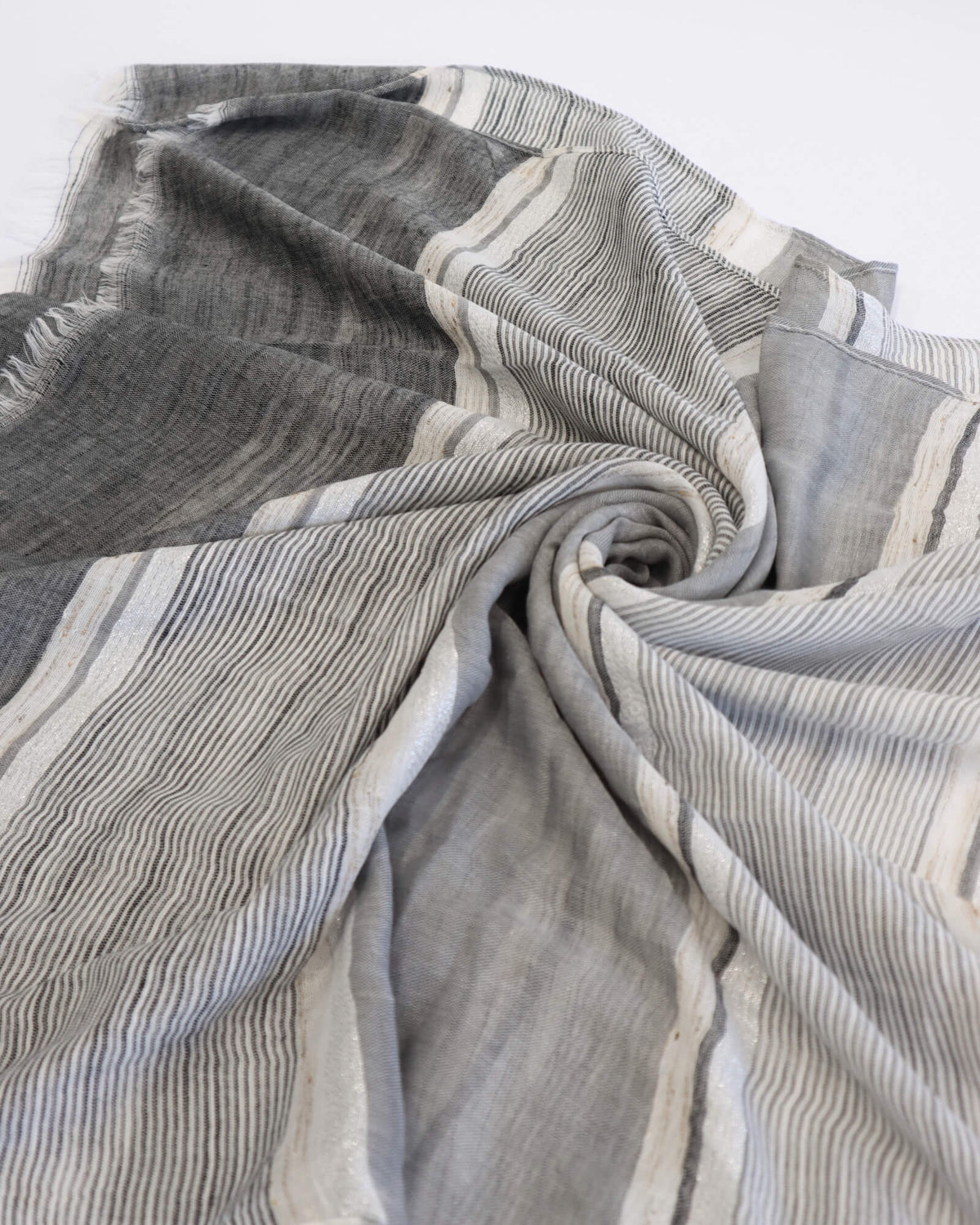 AUDREY SCARF GREY