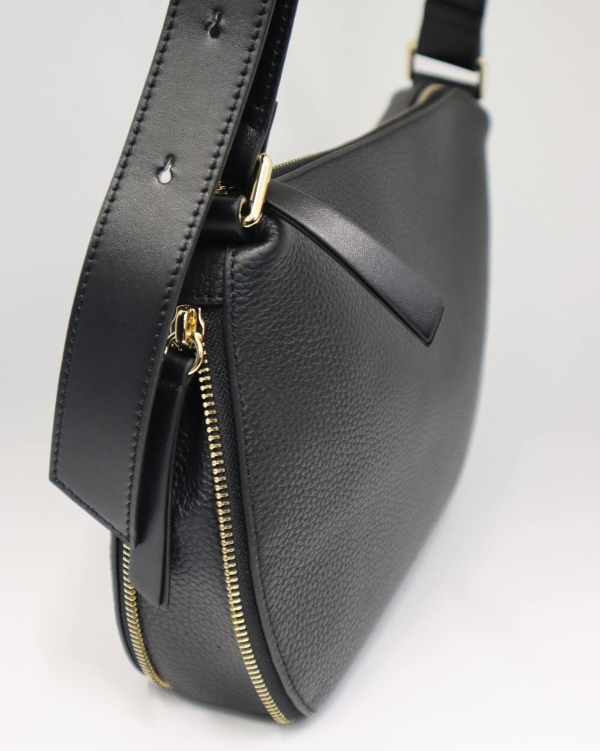 BOBBY BAG BLACK