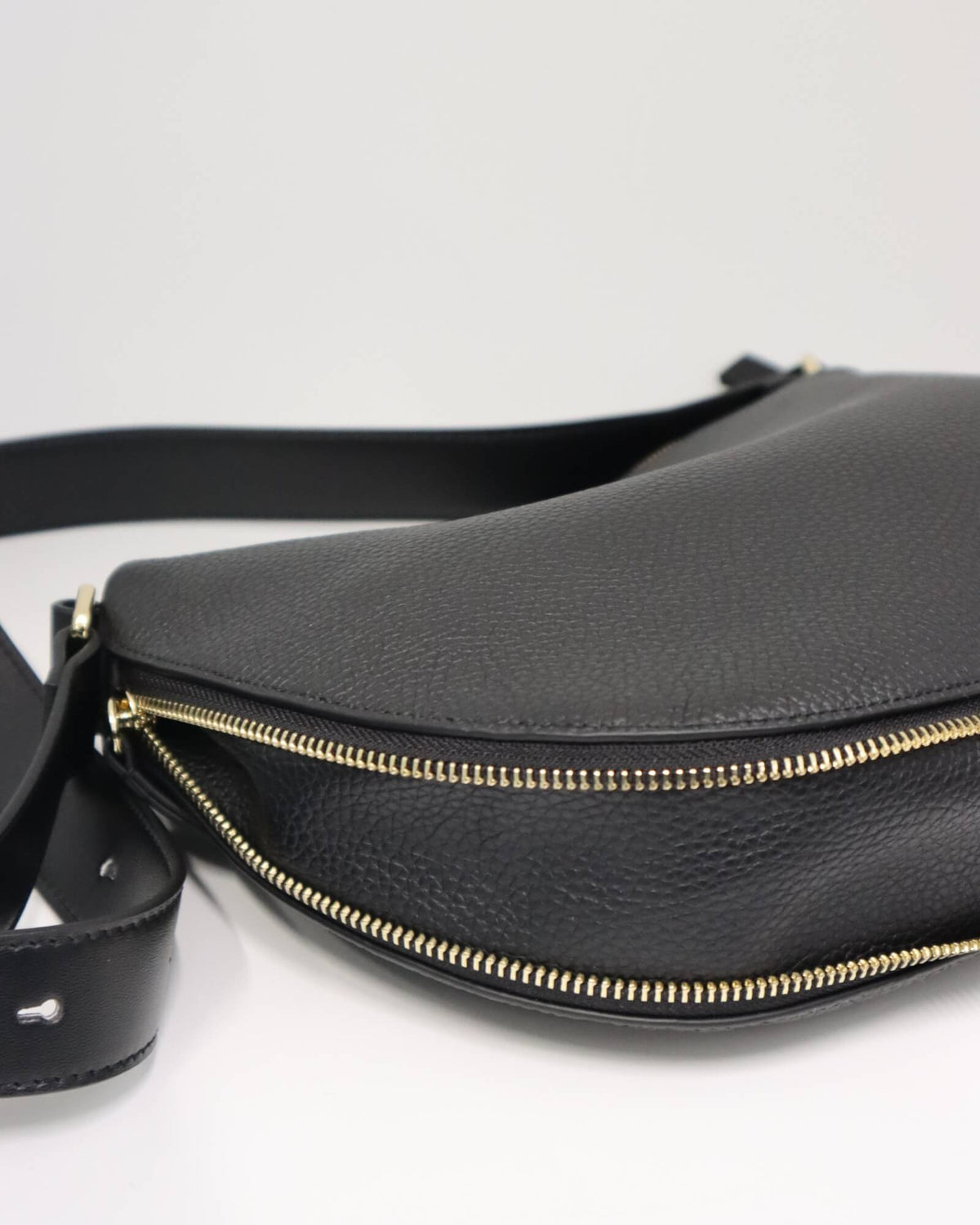 BOBBY BAG BLACK