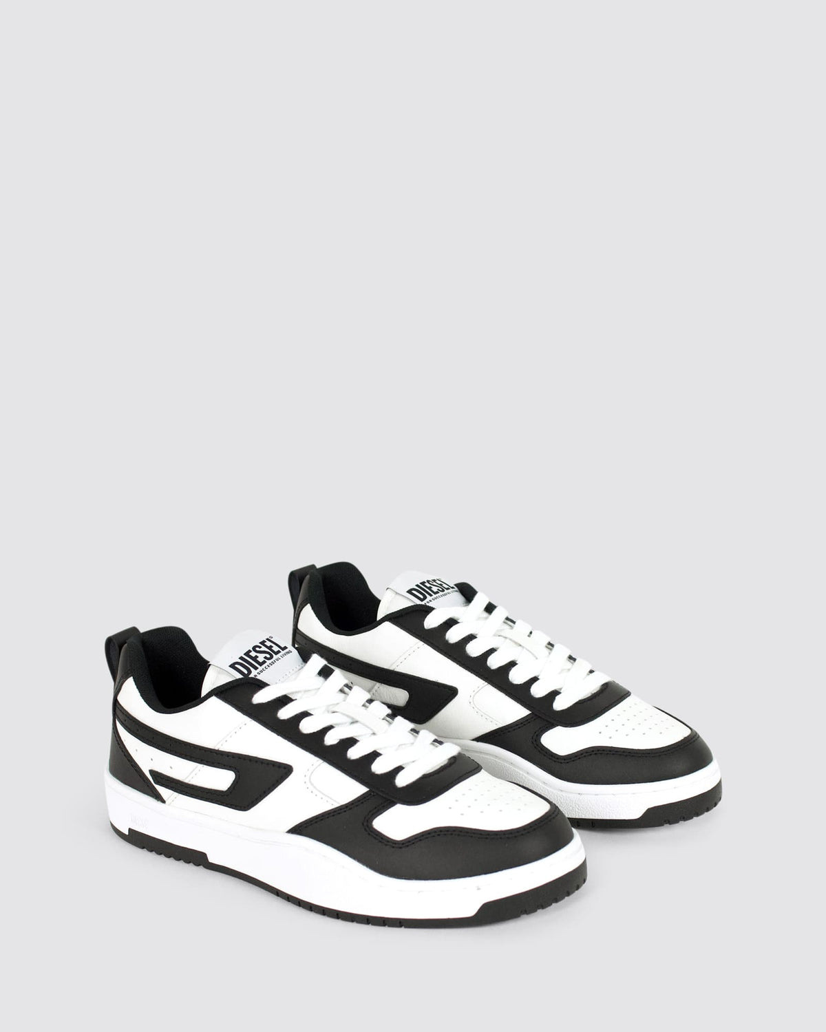 S-UKIYO V2 LOW SNEAKERS BLACK/WHITE