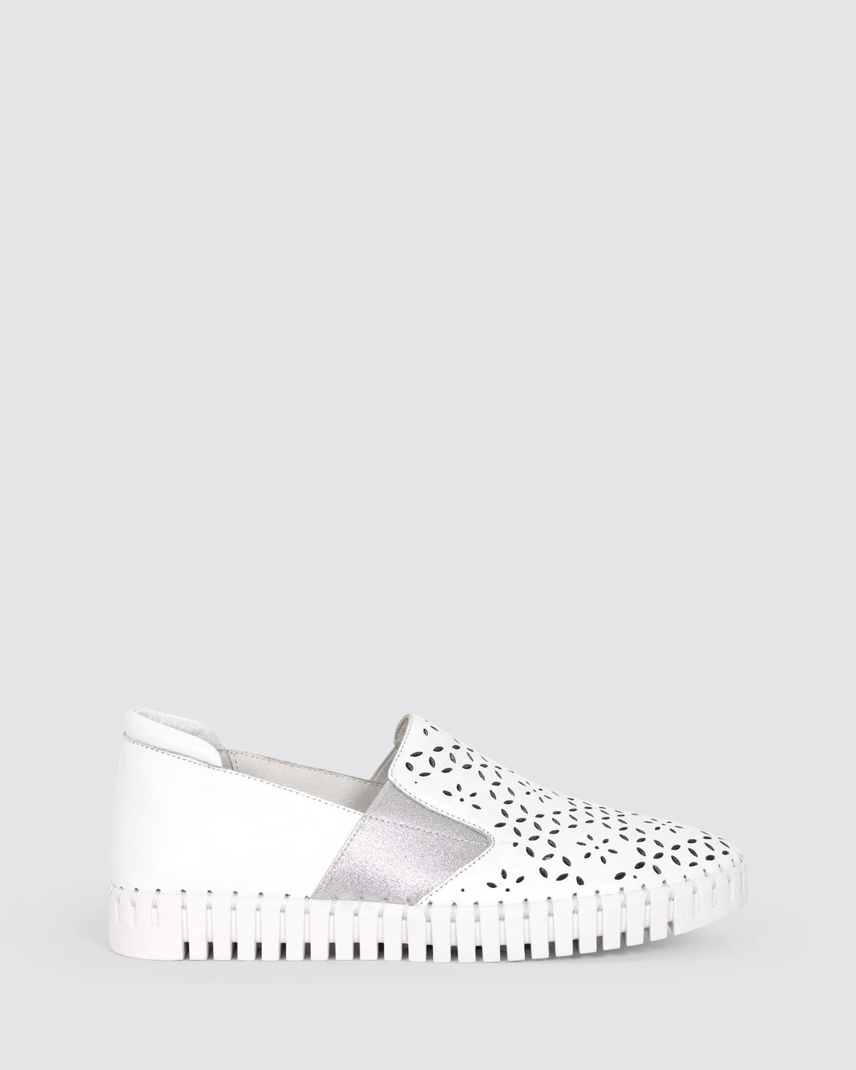 HAREL FLATS WHITE SILVER LEATHER