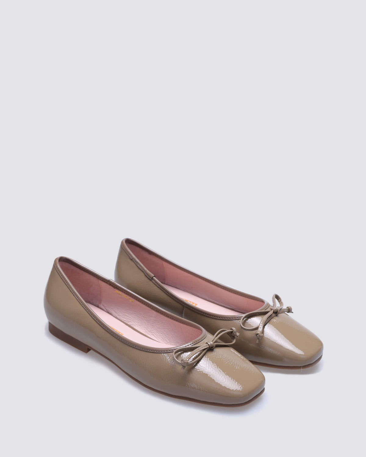GILLOT BALLET FLATS TAUPE PATENT LEATHER