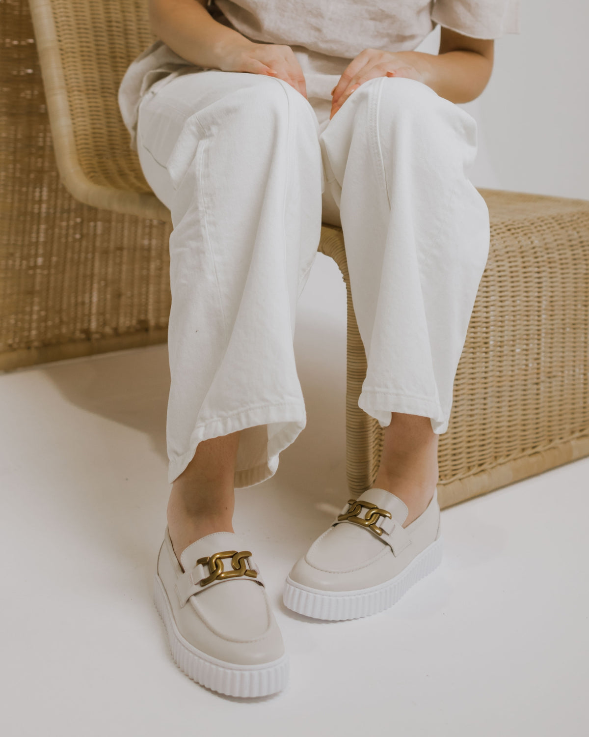 IQUE BRASS LOAFERS ALMOND LEATHER