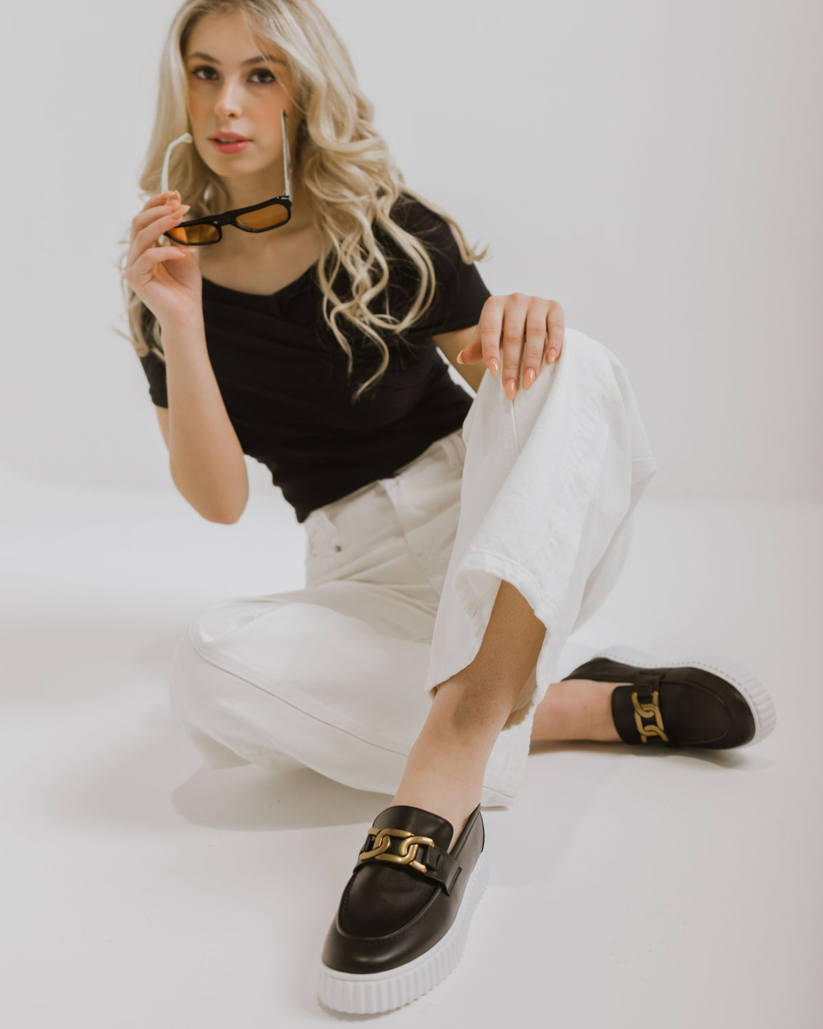 IQUE BRASS LOAFERS BLACK LEATHER