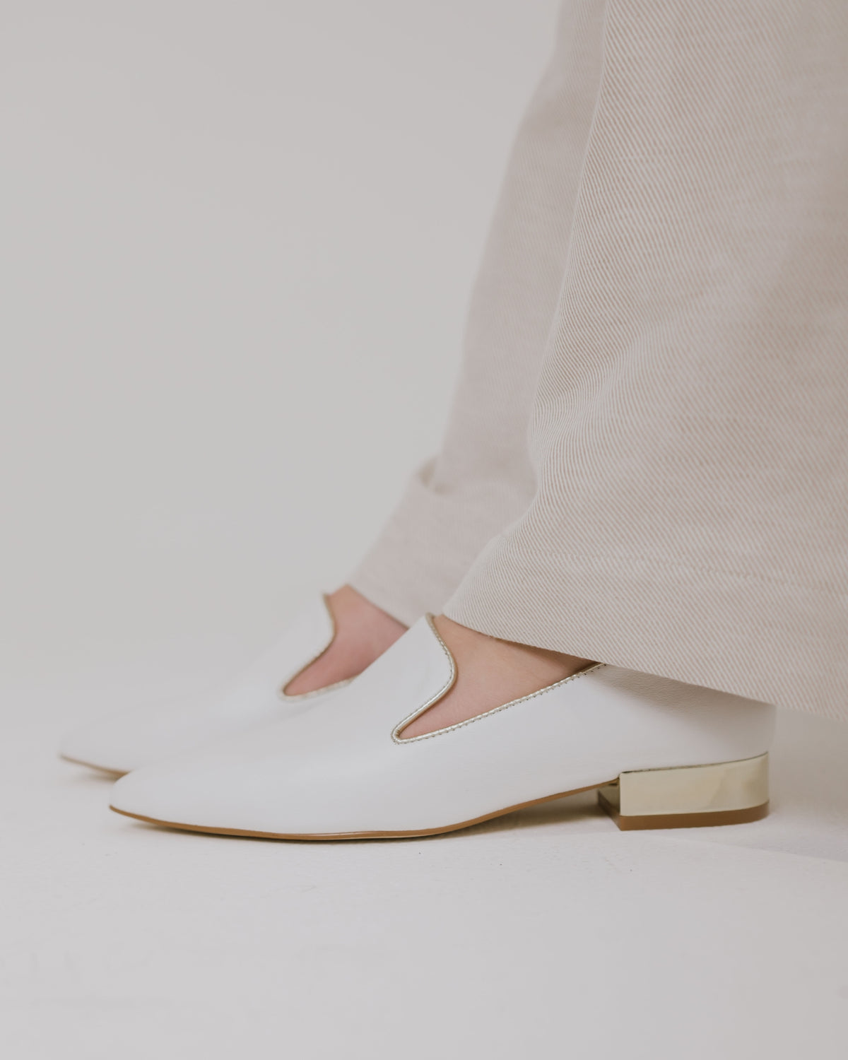 KAMI LOAFERS WHITE LEATHER