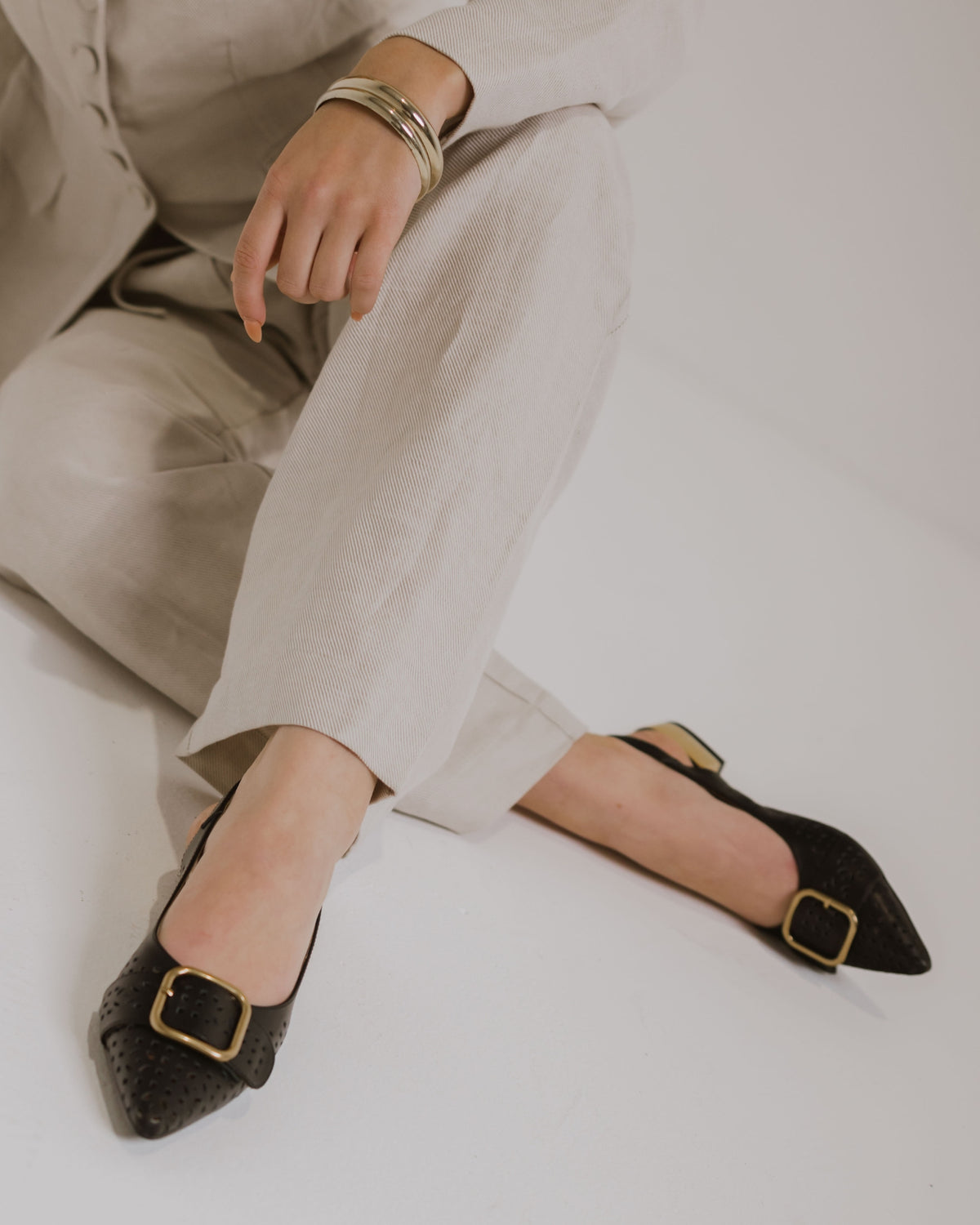 KEELIE SLINGBACK FLATS BLACK