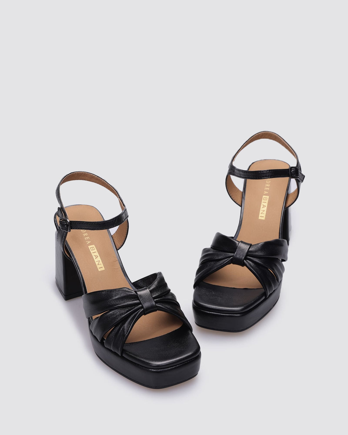 KENDALL HEELS BLACK METALLIC