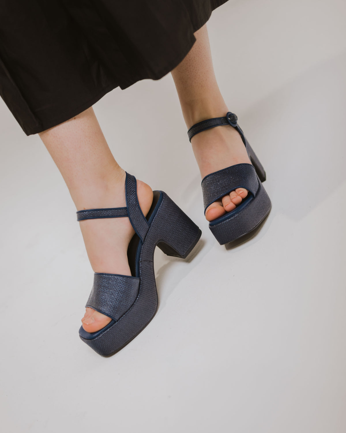 KENNEDY PLATFORM HEELS NAVY RAFFIA