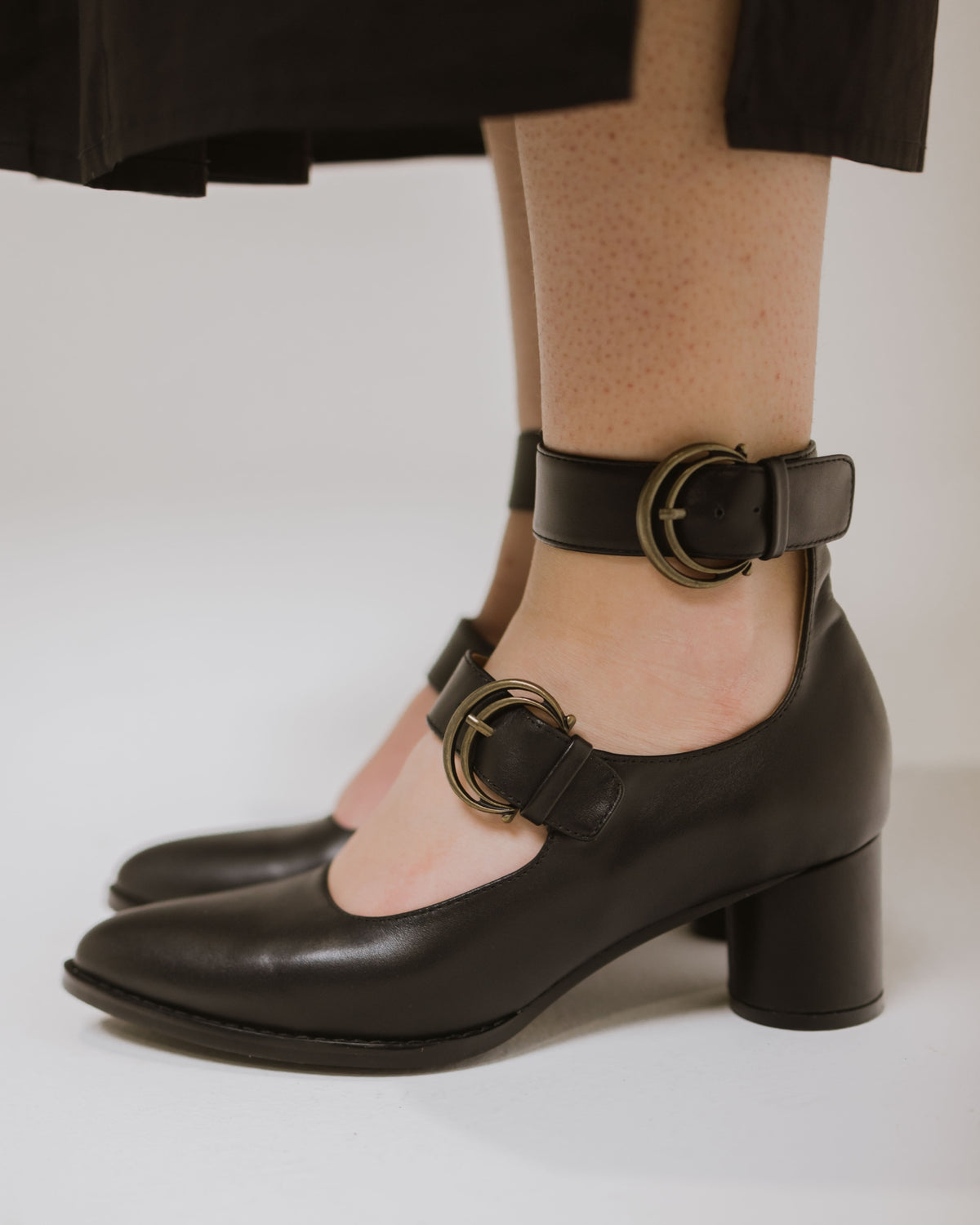 KHLOE HEELS BLACK LEATHER