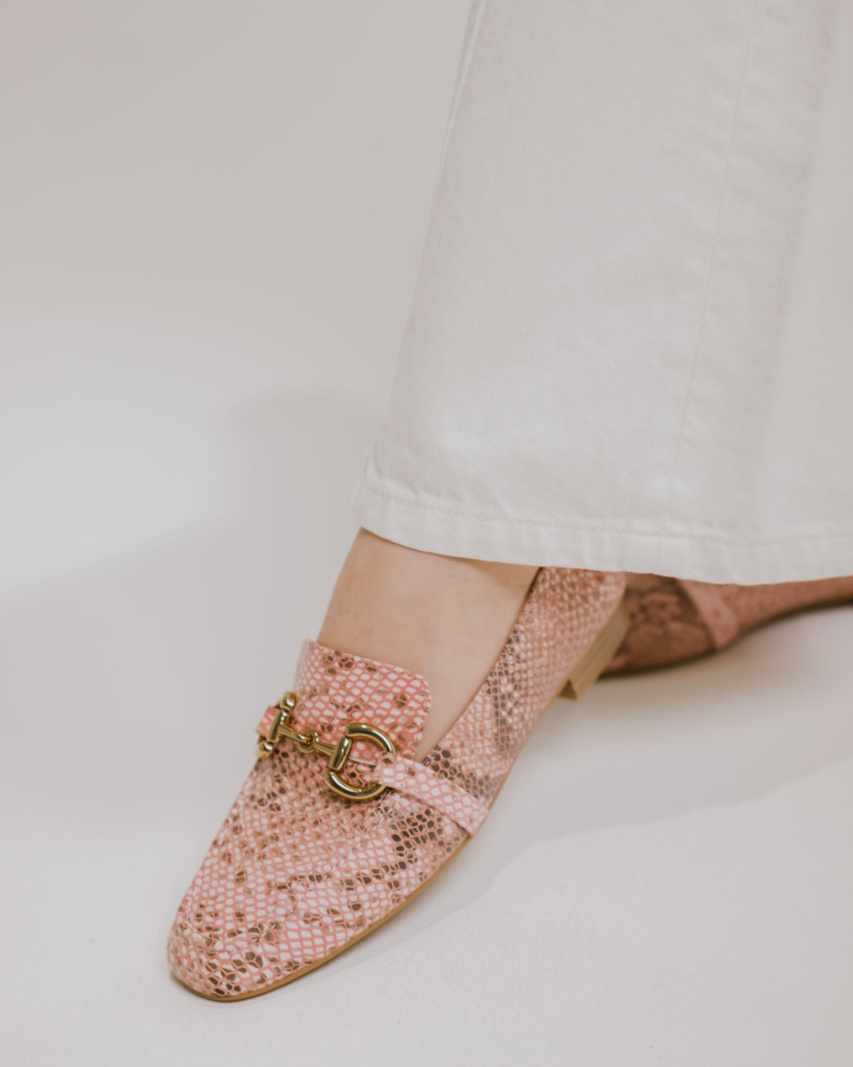 KINKAID LOAFERS BLUSH SNAKE