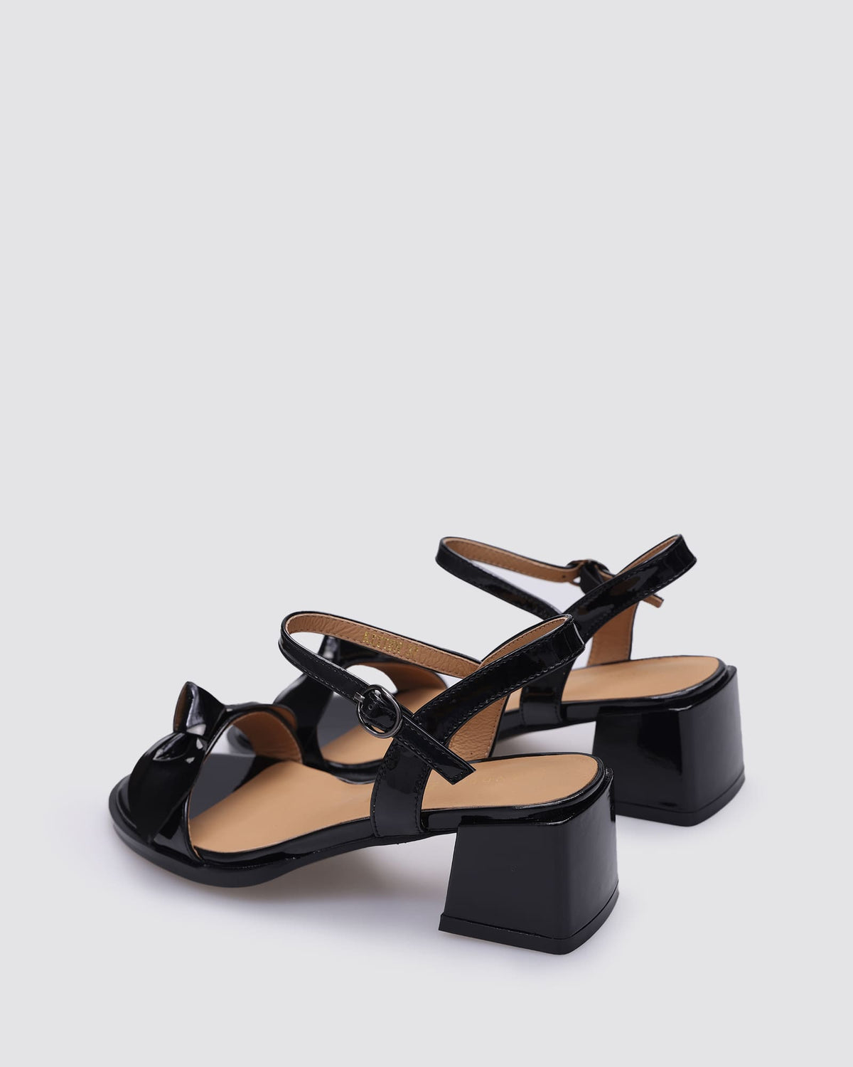 KITTEN BLOCK HEELS BLACK PATENT