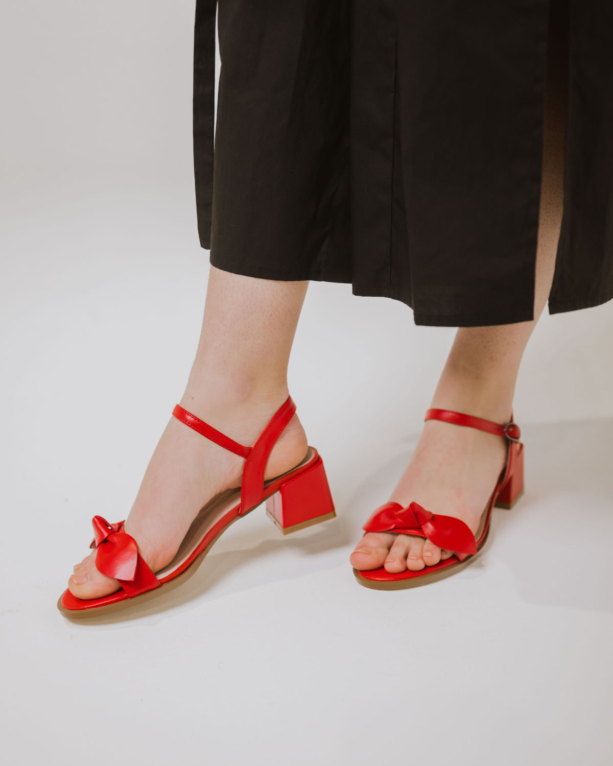 KITTEN BLOCK HEELS RED ROUGE