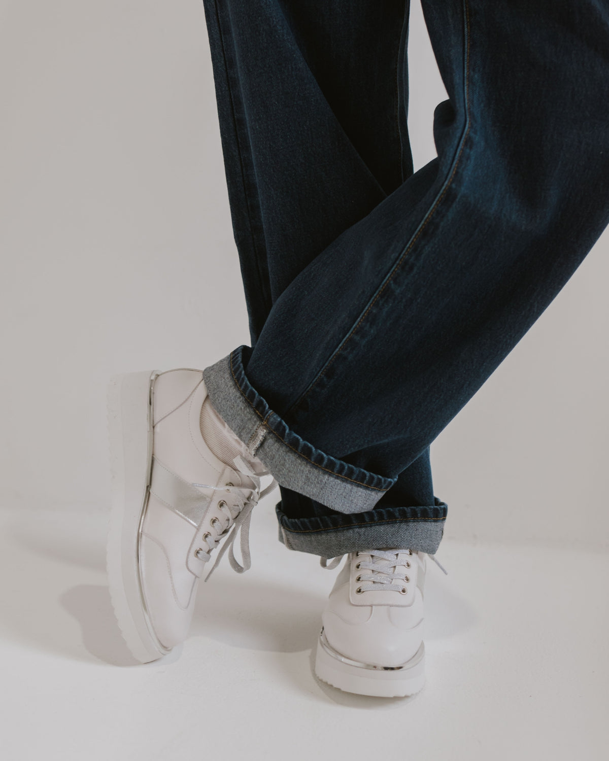 KORI SNEAKERS WHITE/SILVER