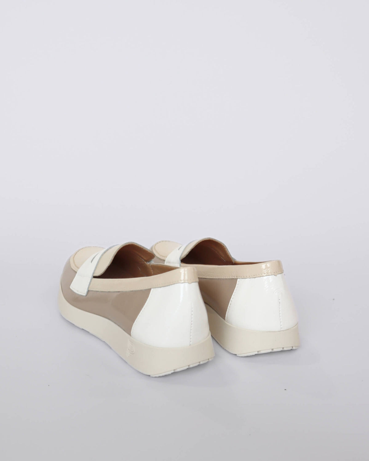 10420 LOAFERS PIEDRA