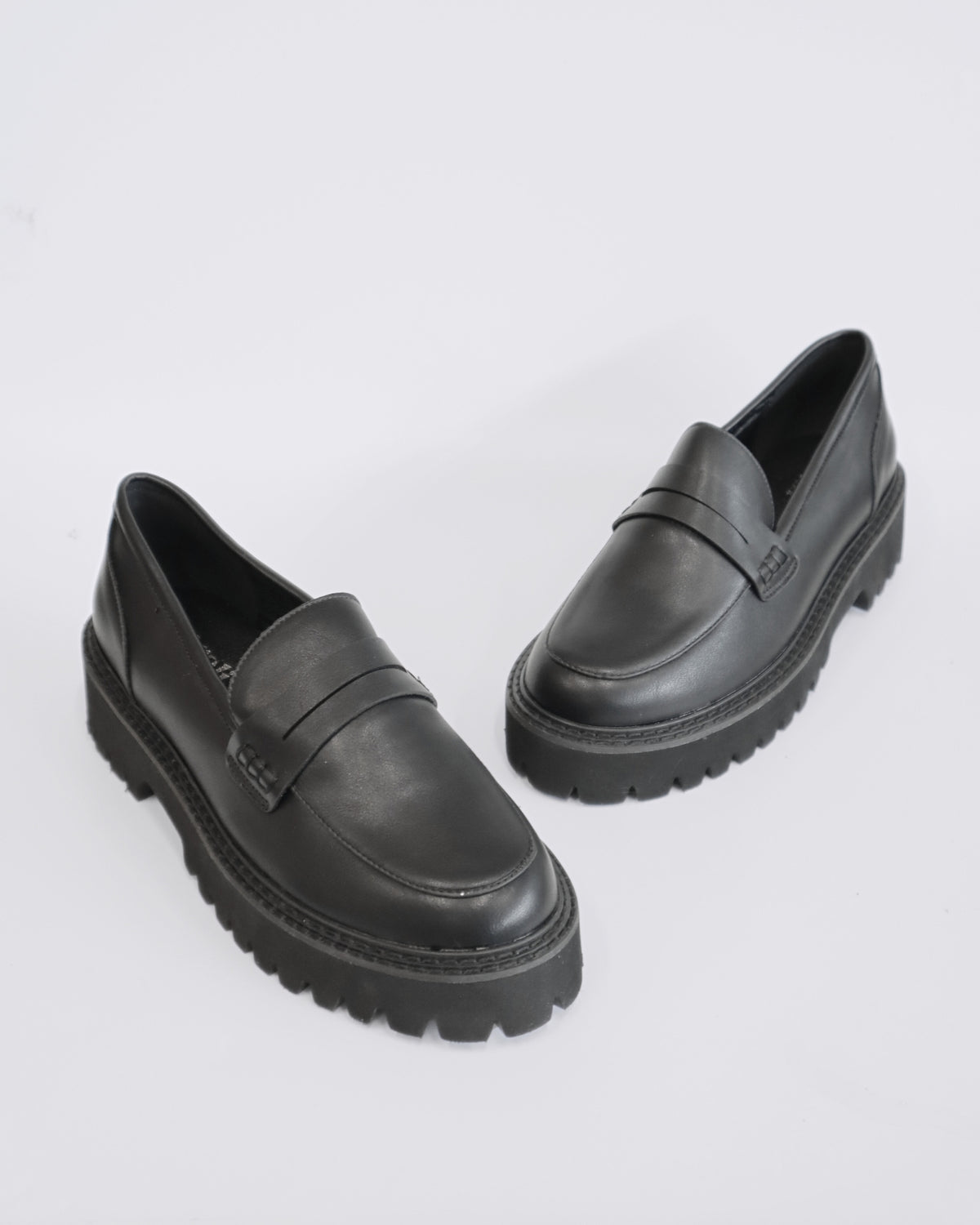 NEON CHUNKY LOAFERS BLACK