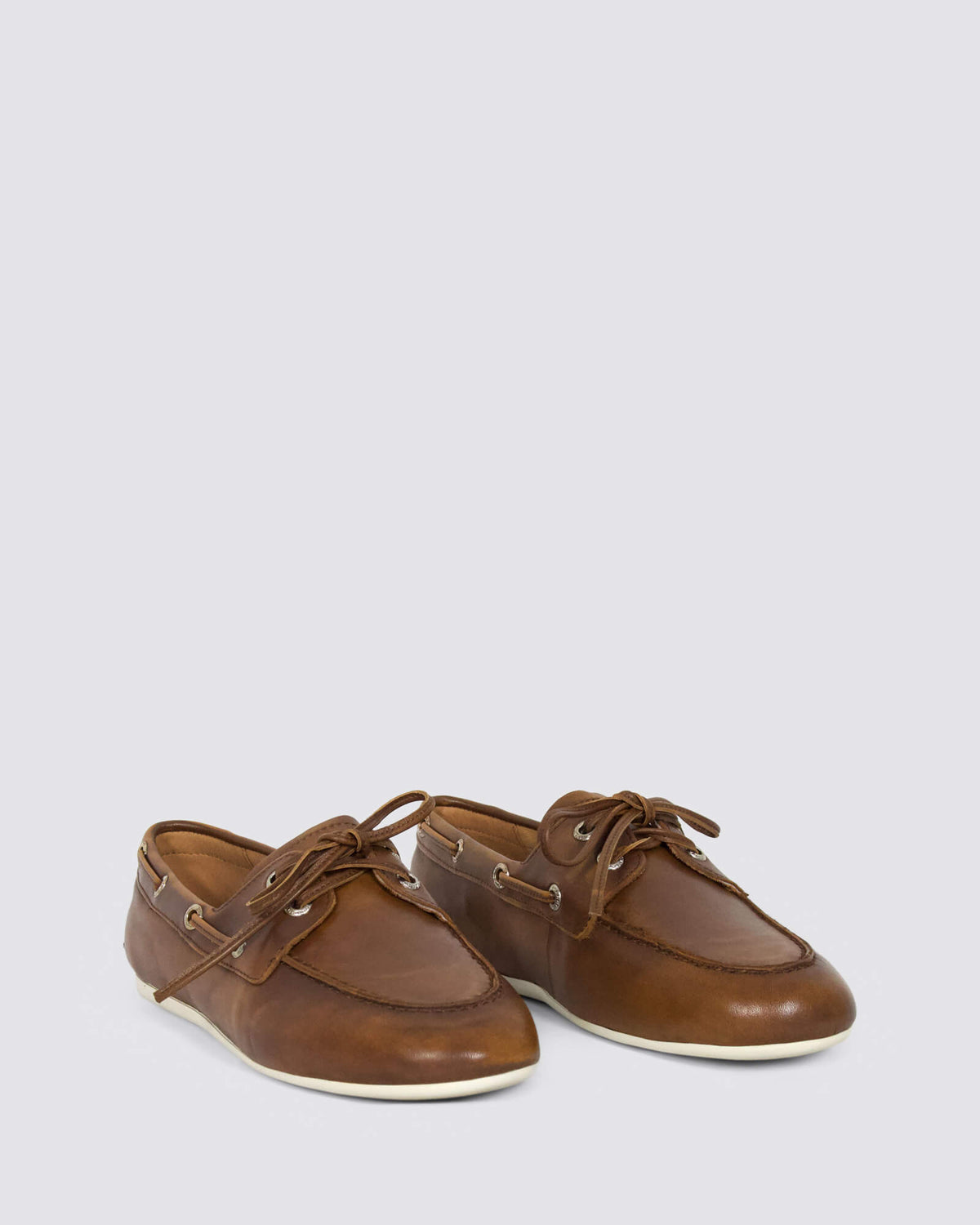 SLIM BOAT LEATHER DISTRESS TAN