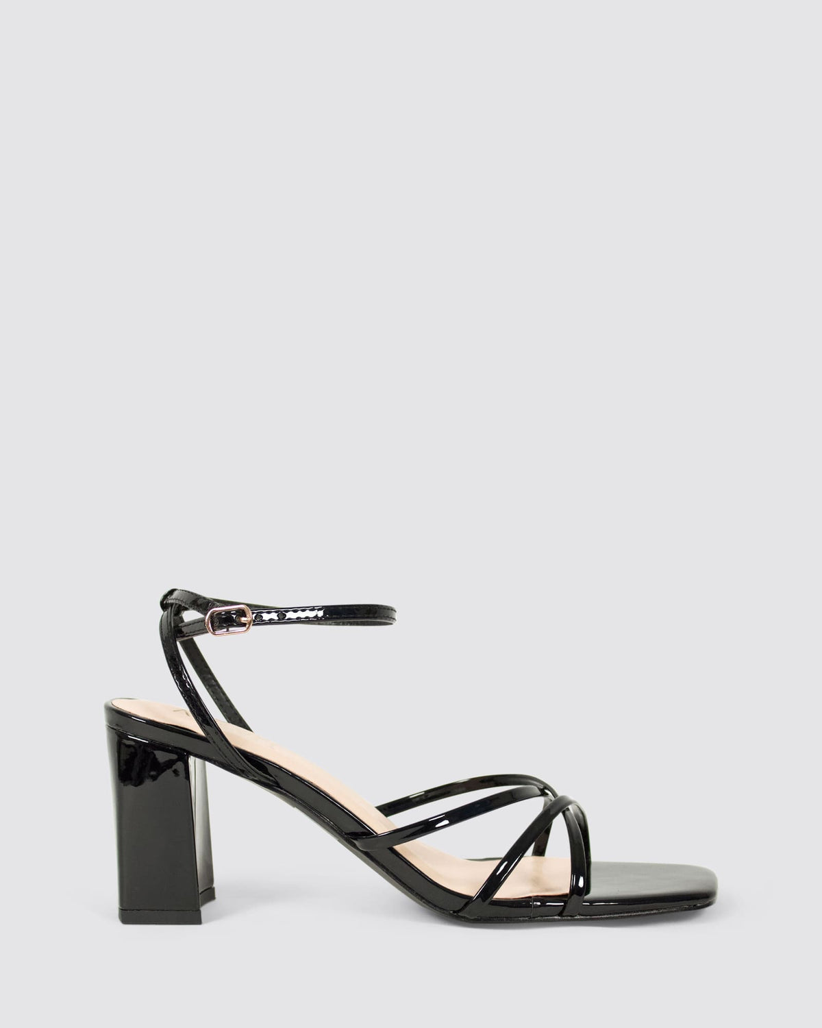 NAKITA BLOCK HEEL SANDALS BLACK PATENT