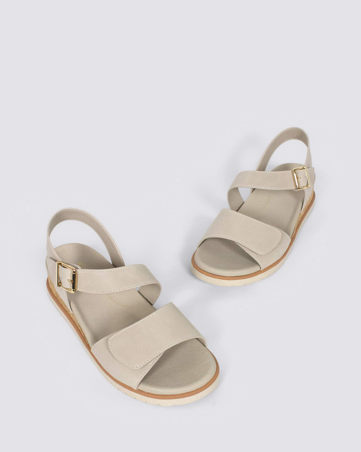 VAMSY W-ZR WEDGE SANDALS ALMOND