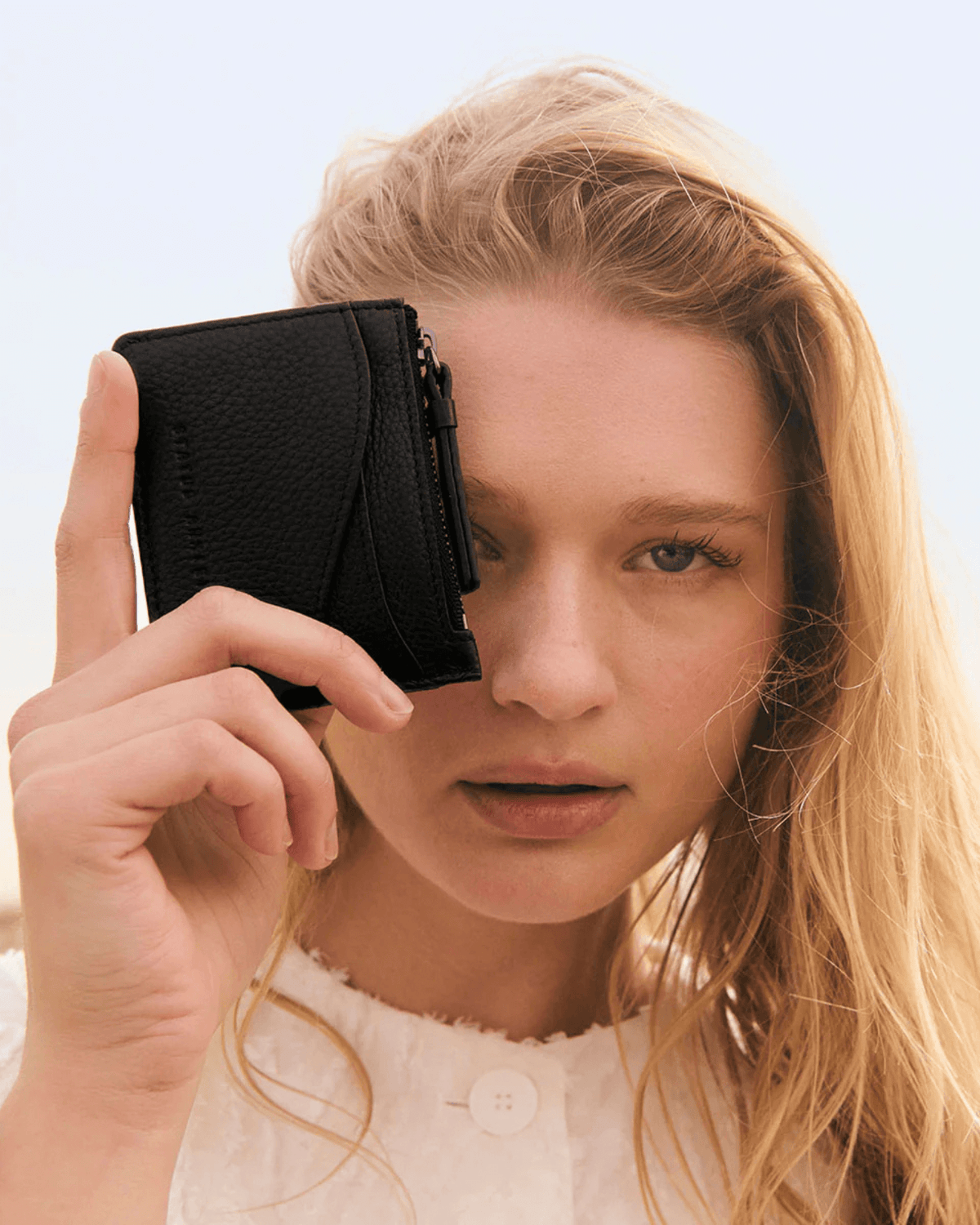 HEARTS STILL BEATING WALLET BLACK