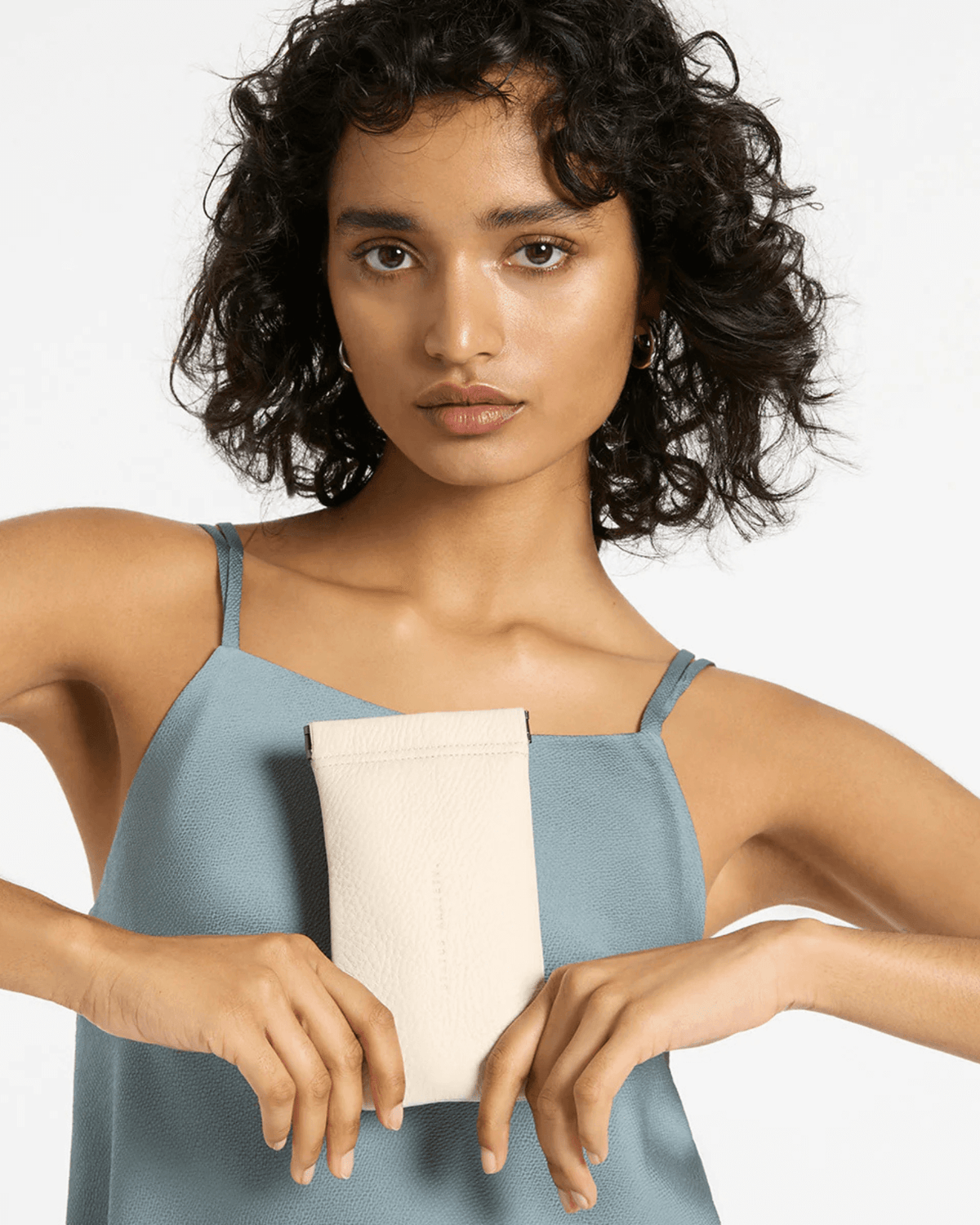 KEEPSAKE SUNGLASSES CASE CHALK