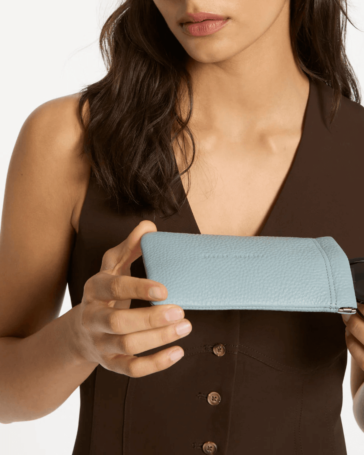 KEEPSAKE SUNGLASSES CASE POWDER BLUE