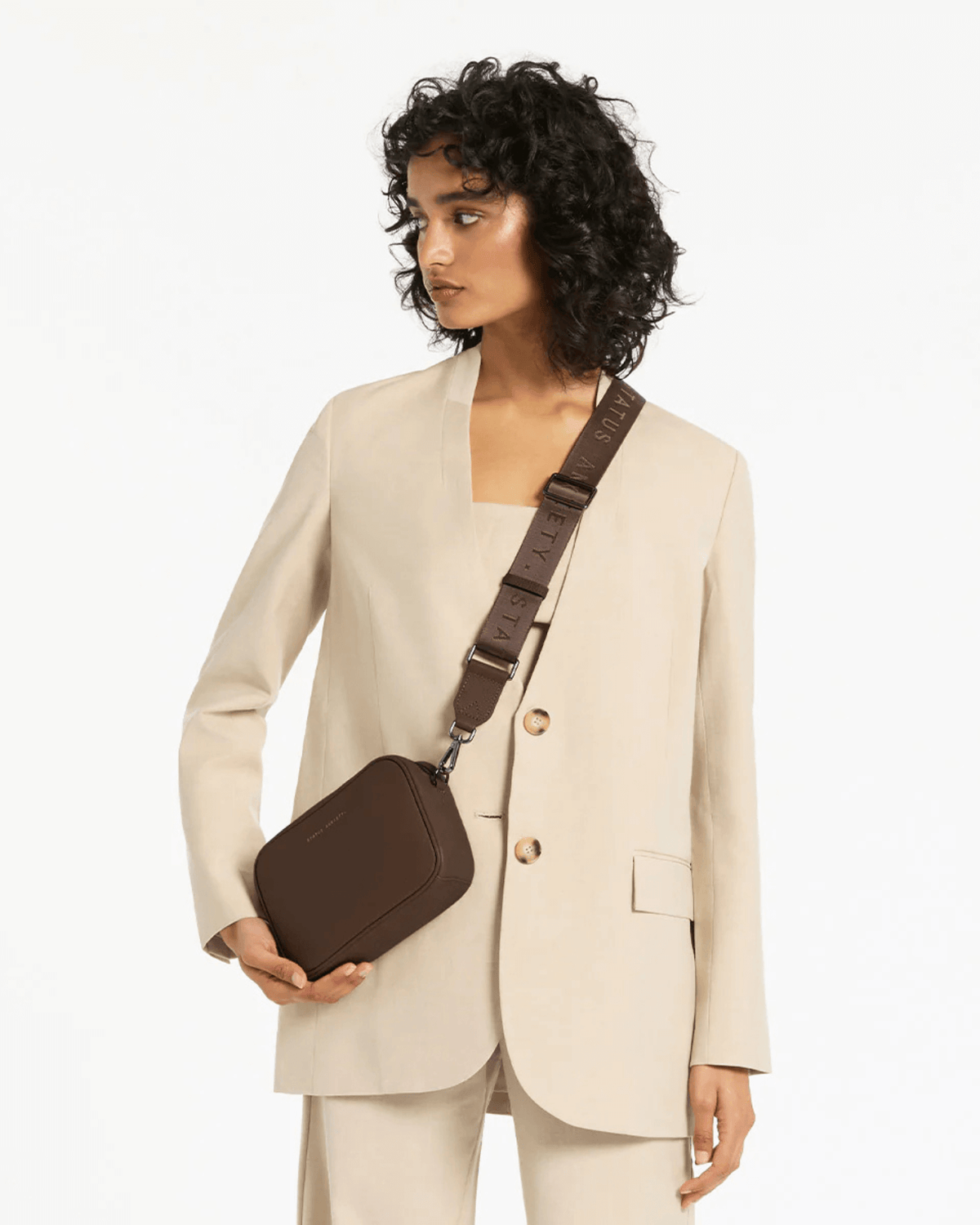 PLUNDER BAG COCOA WITH WEBBED STRAP