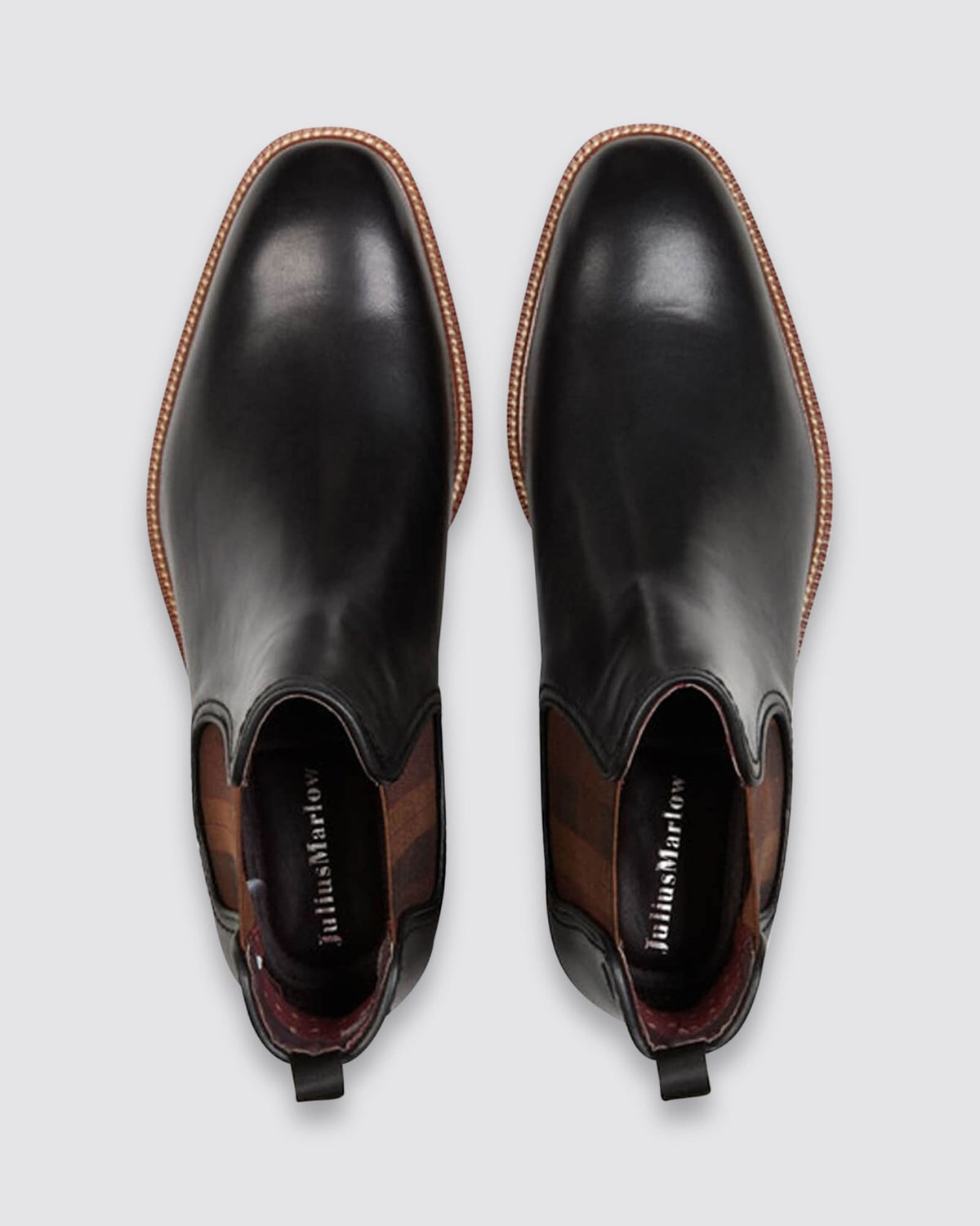 SCUTTLE CHELSEA BOOTS BLACK LEATHER