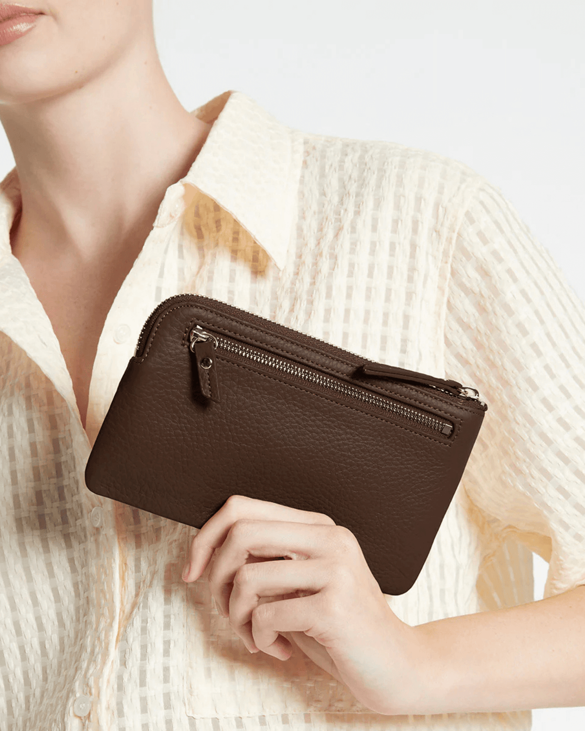 SMOKE AND MIRRORS WALLET COCOA