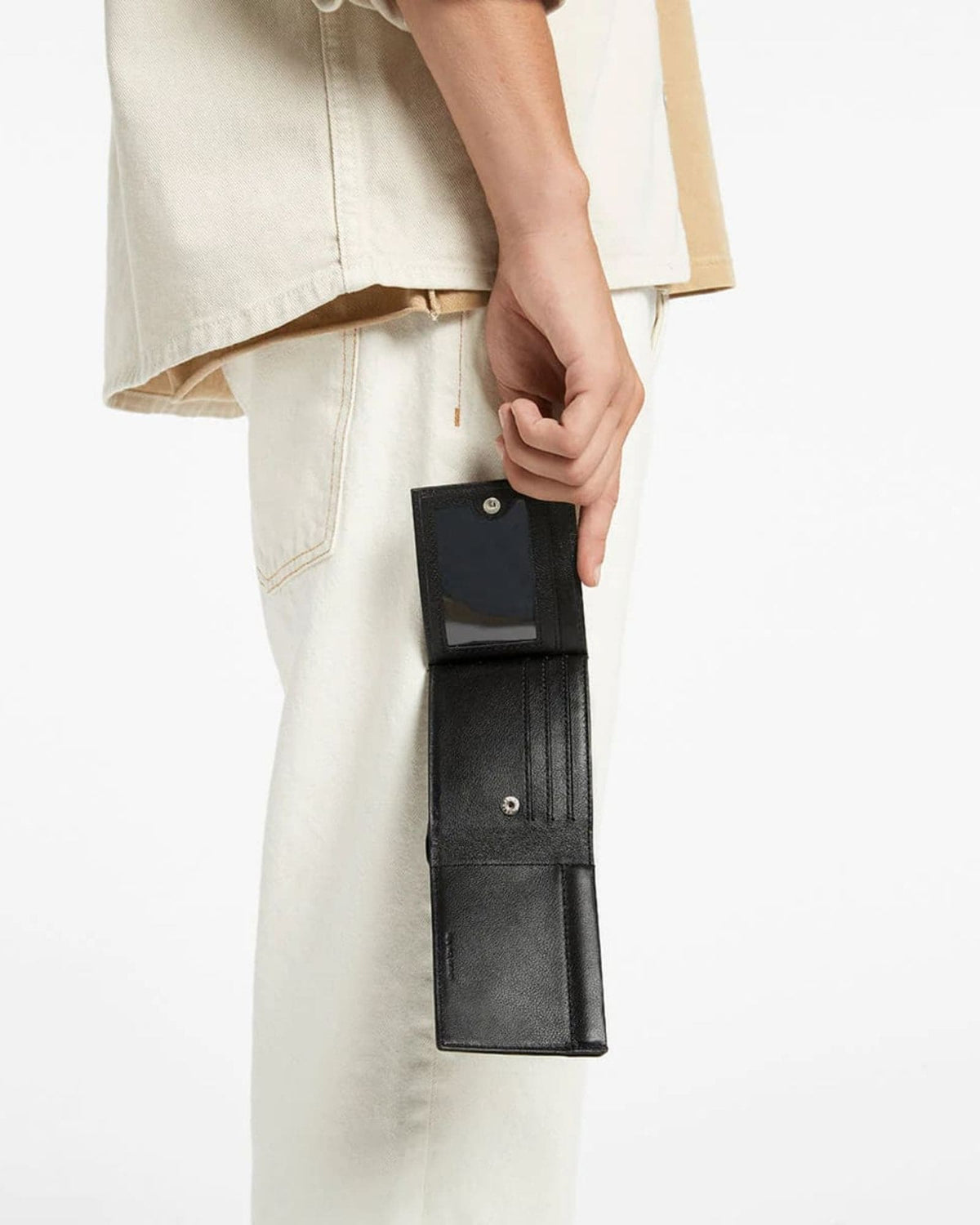 NOAH WALLET BLACK LEATHER