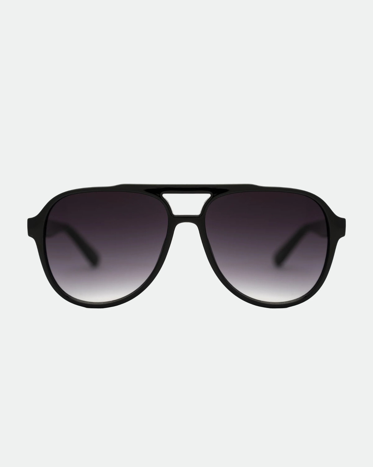 STEVIE SUNGLASSES BLACK/SMOKE FADE