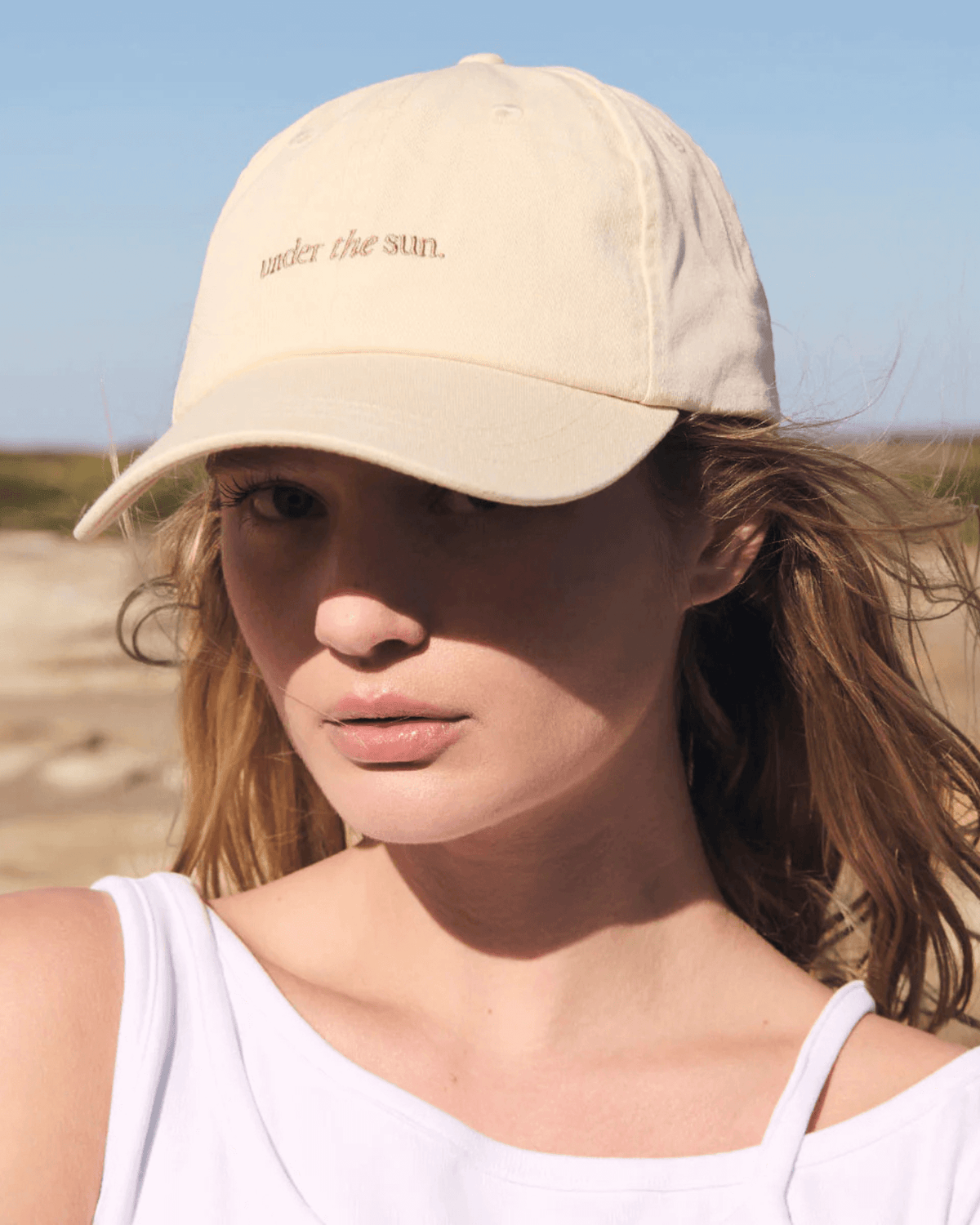 UNDER THE SUN LOGO CAP CREAM