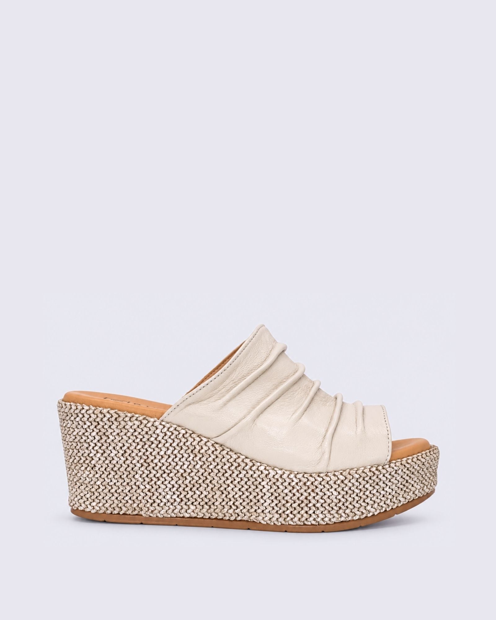 11273 WEDGE SANDALS CREAM