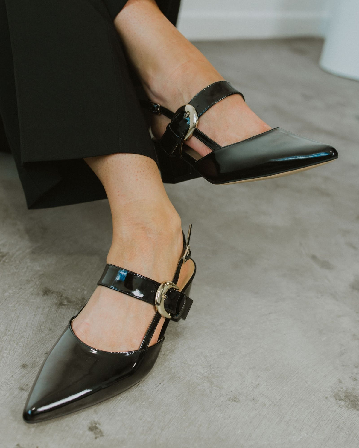 JESS SLINGBACK HEELS BLACK PATENT