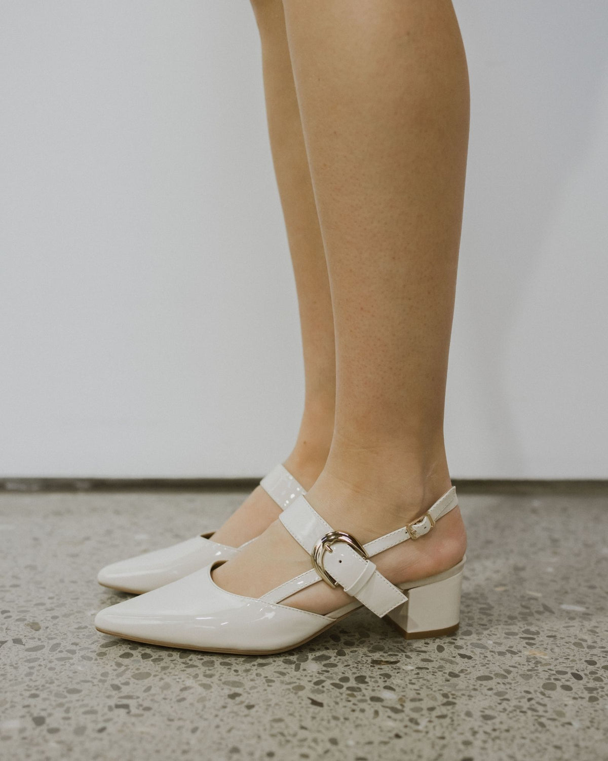 JESS SLINGBACK HEELS ECRU PATENT