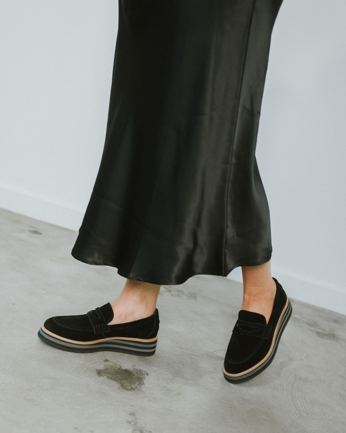 LAURENT WEDGE LOAFERS BLACK SUEDE