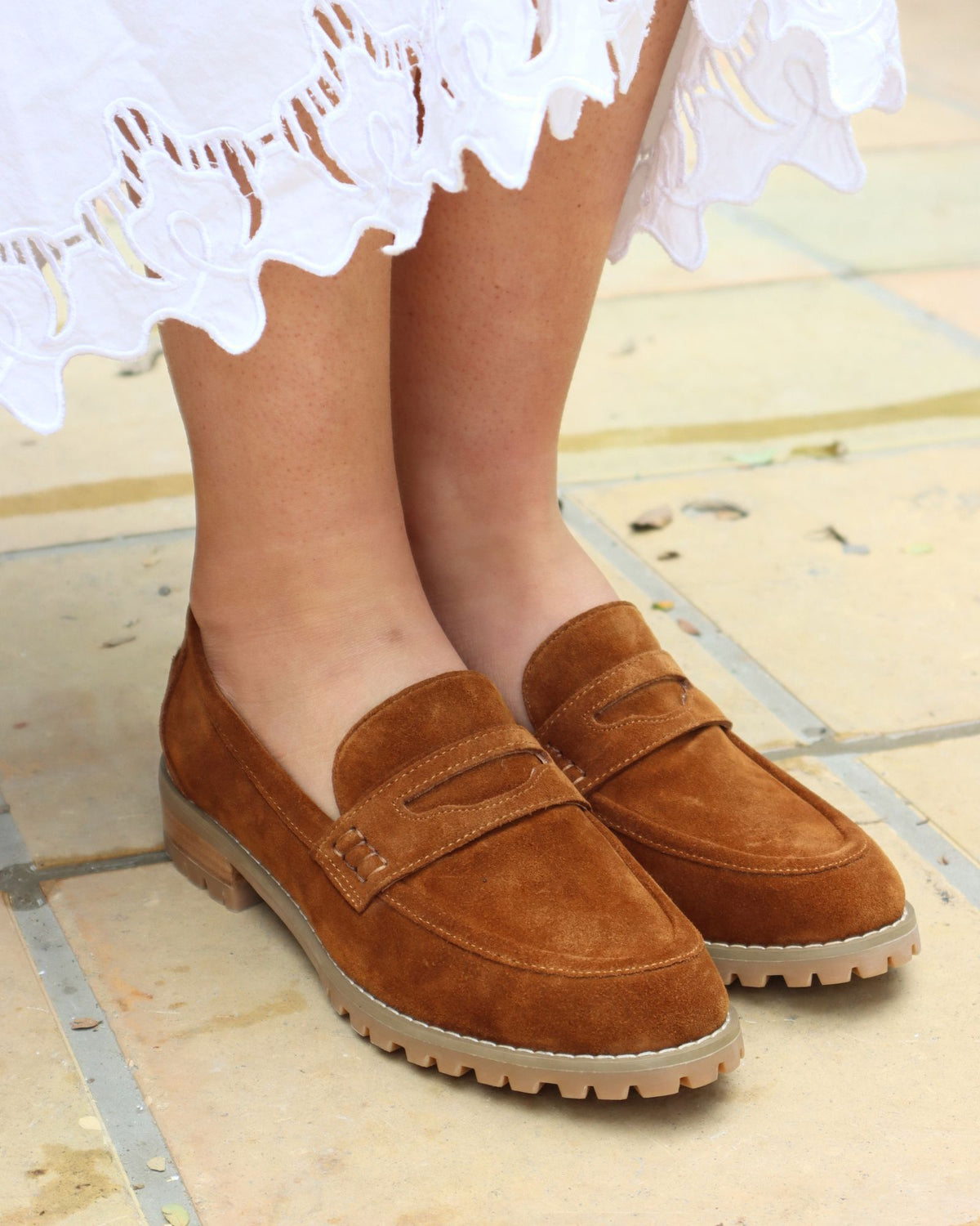 MANDY LOAFERS TAN SUEDE