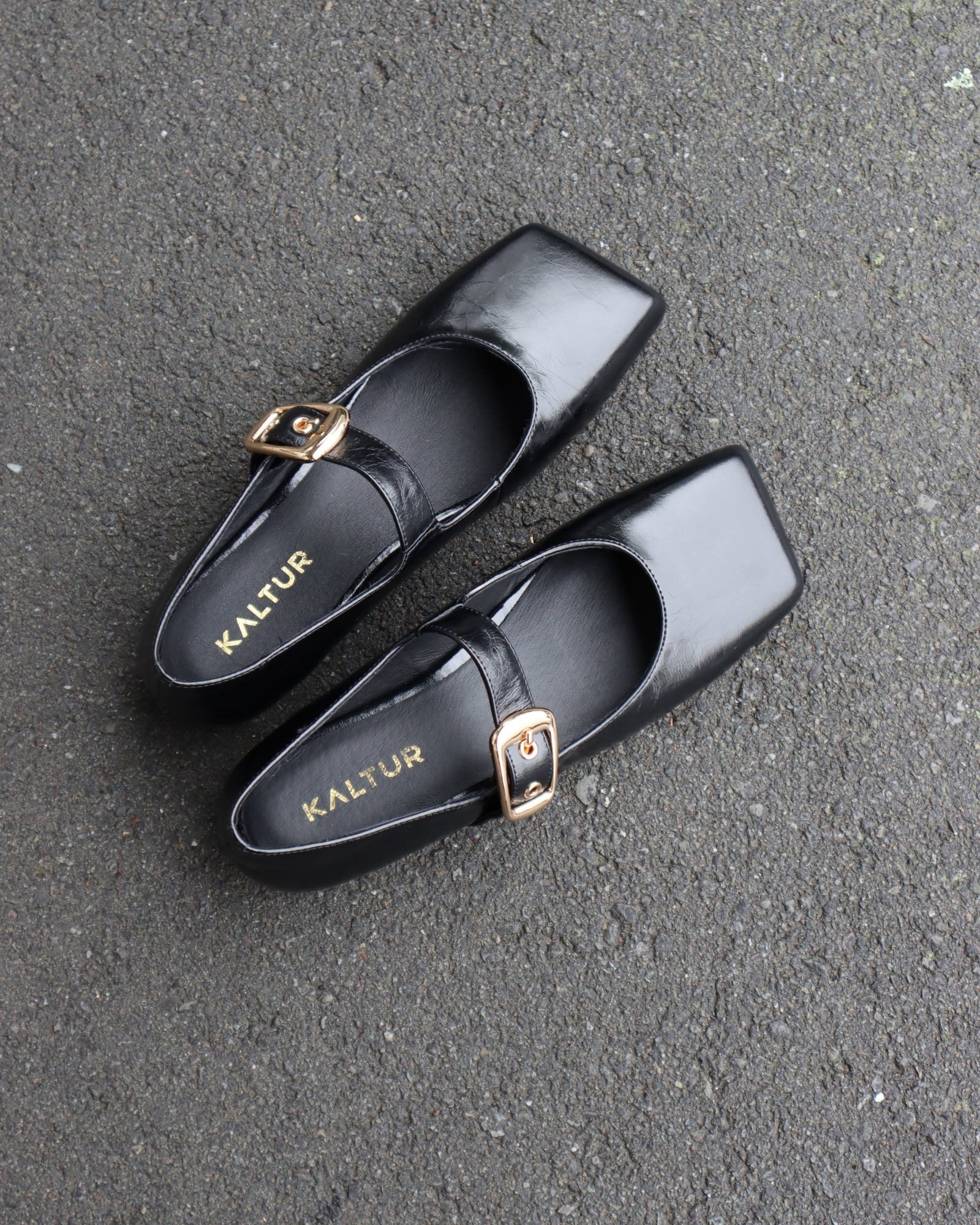 KONRAD FLATS BLACK