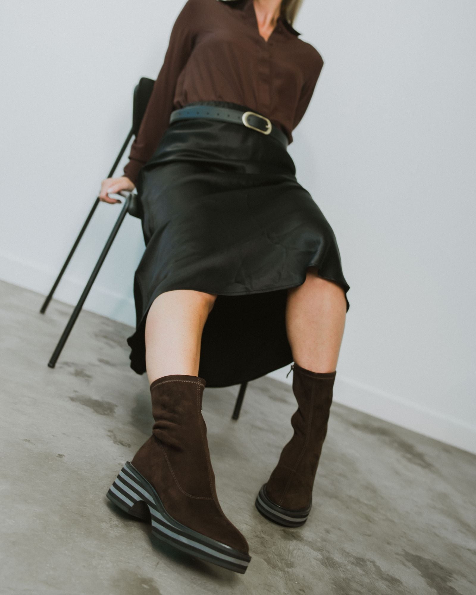 LOVEY BOOTS CHOCOLATE MICROFIBRE