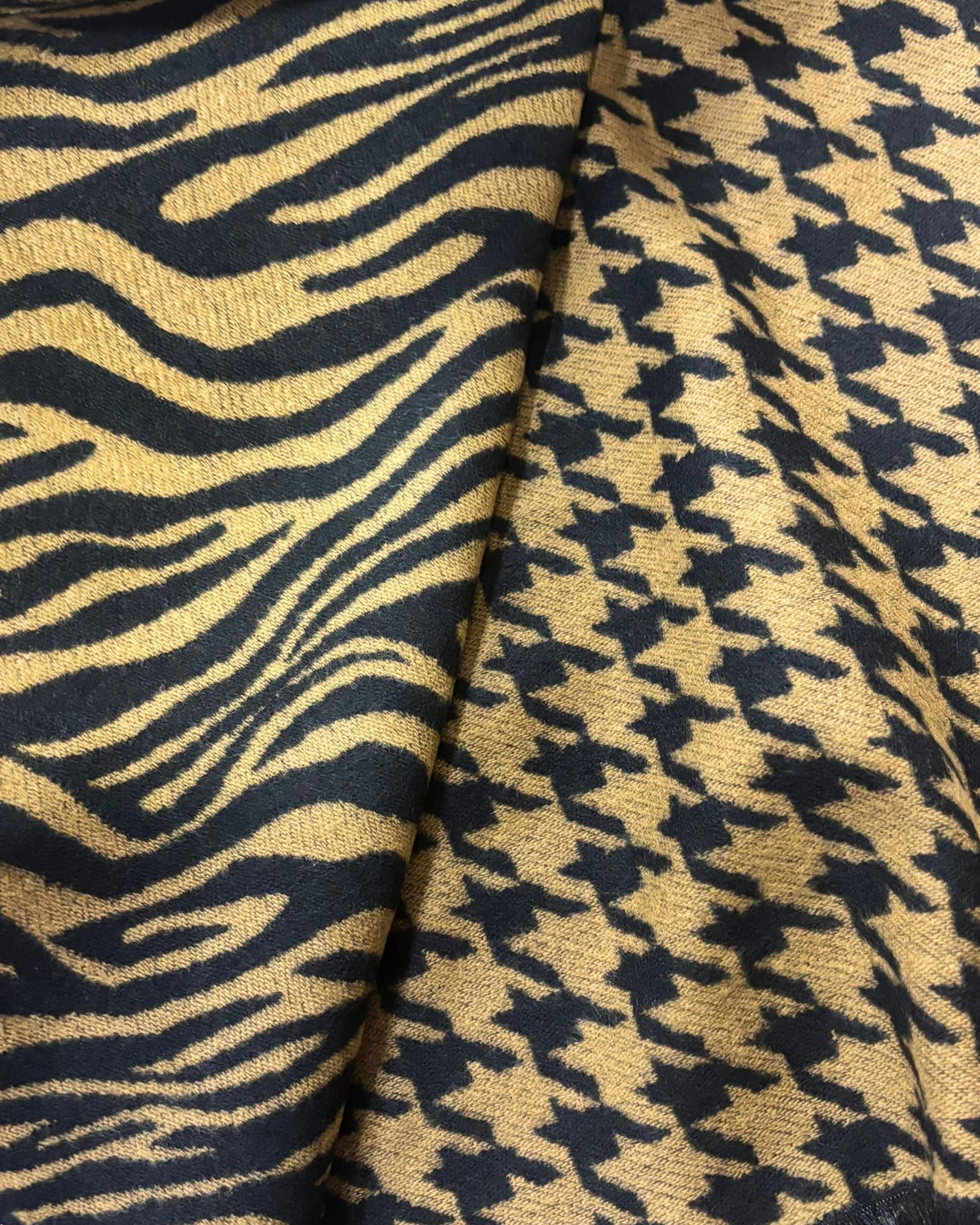 ASHLEY SCARF CHOCOLATE ZEBRA