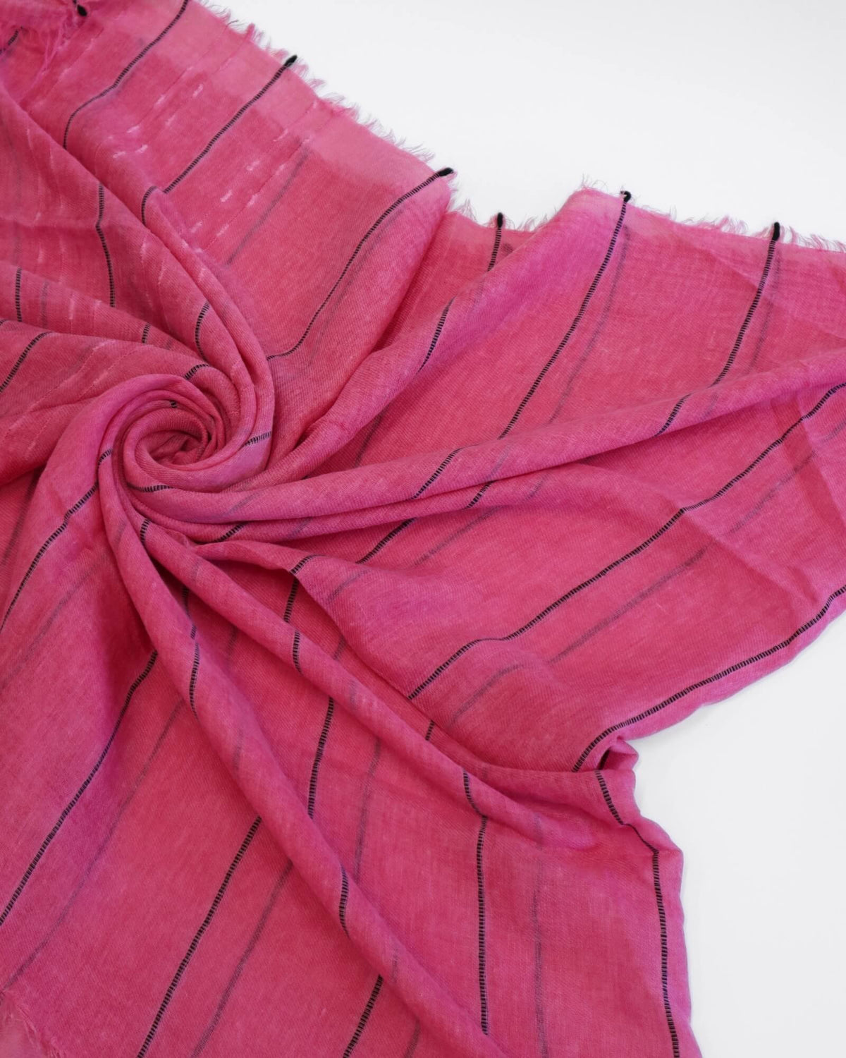 AURORA SCARF FUSCHIA