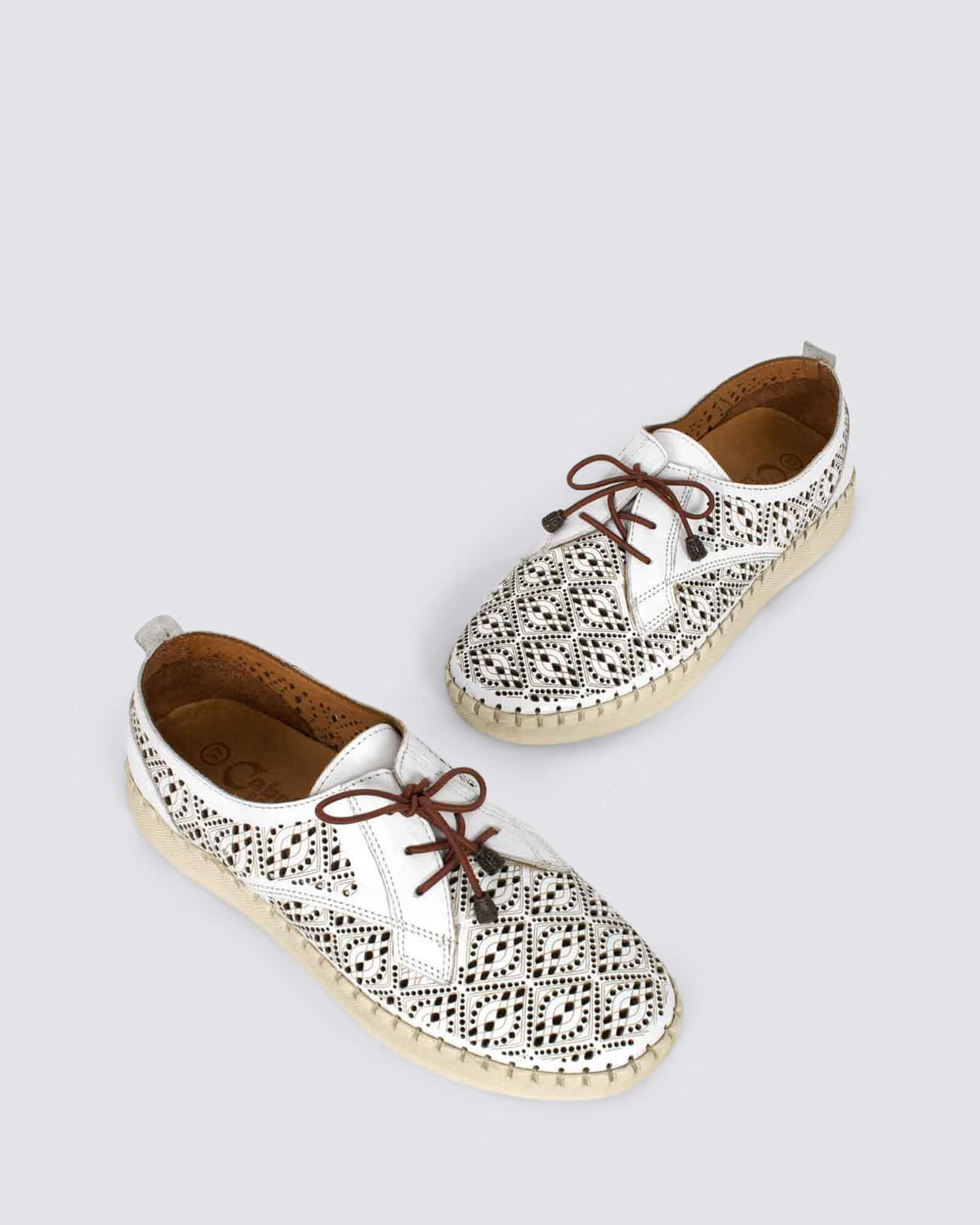 WANDER SNEAKERS WHITE