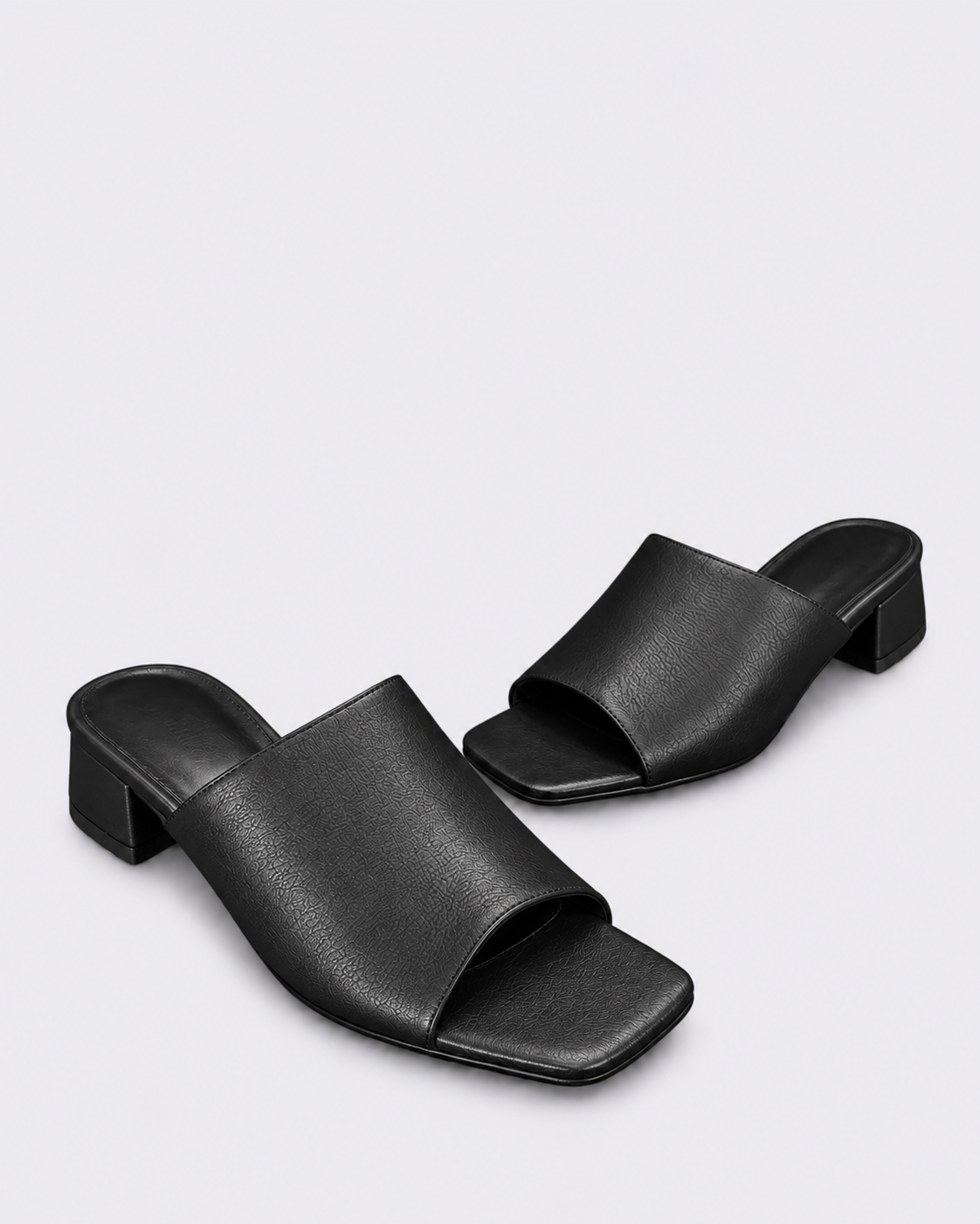 SANSAH HEELED MULE BLACK