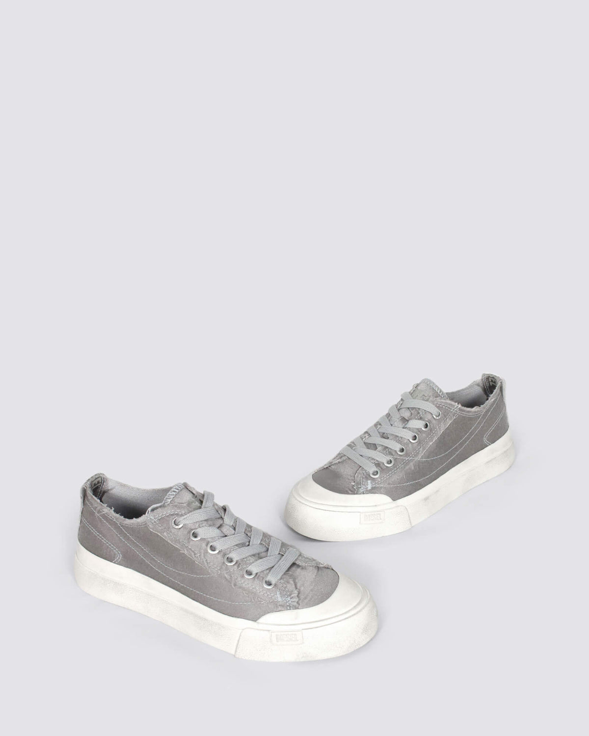 ATHOS LOW W SNEAKERS SILVER