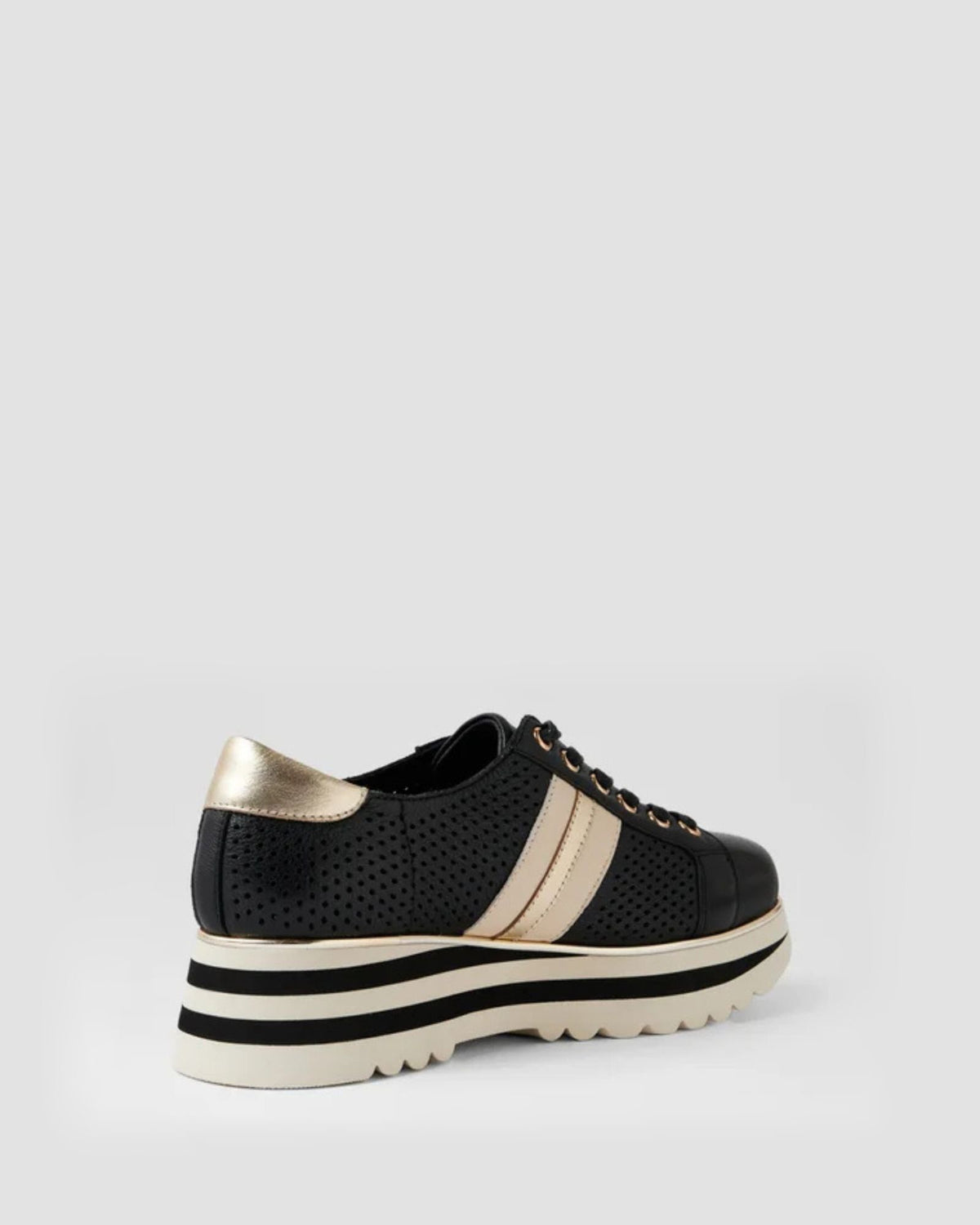 EAGLESY LACE UP WEDGES BLACK/MILK
