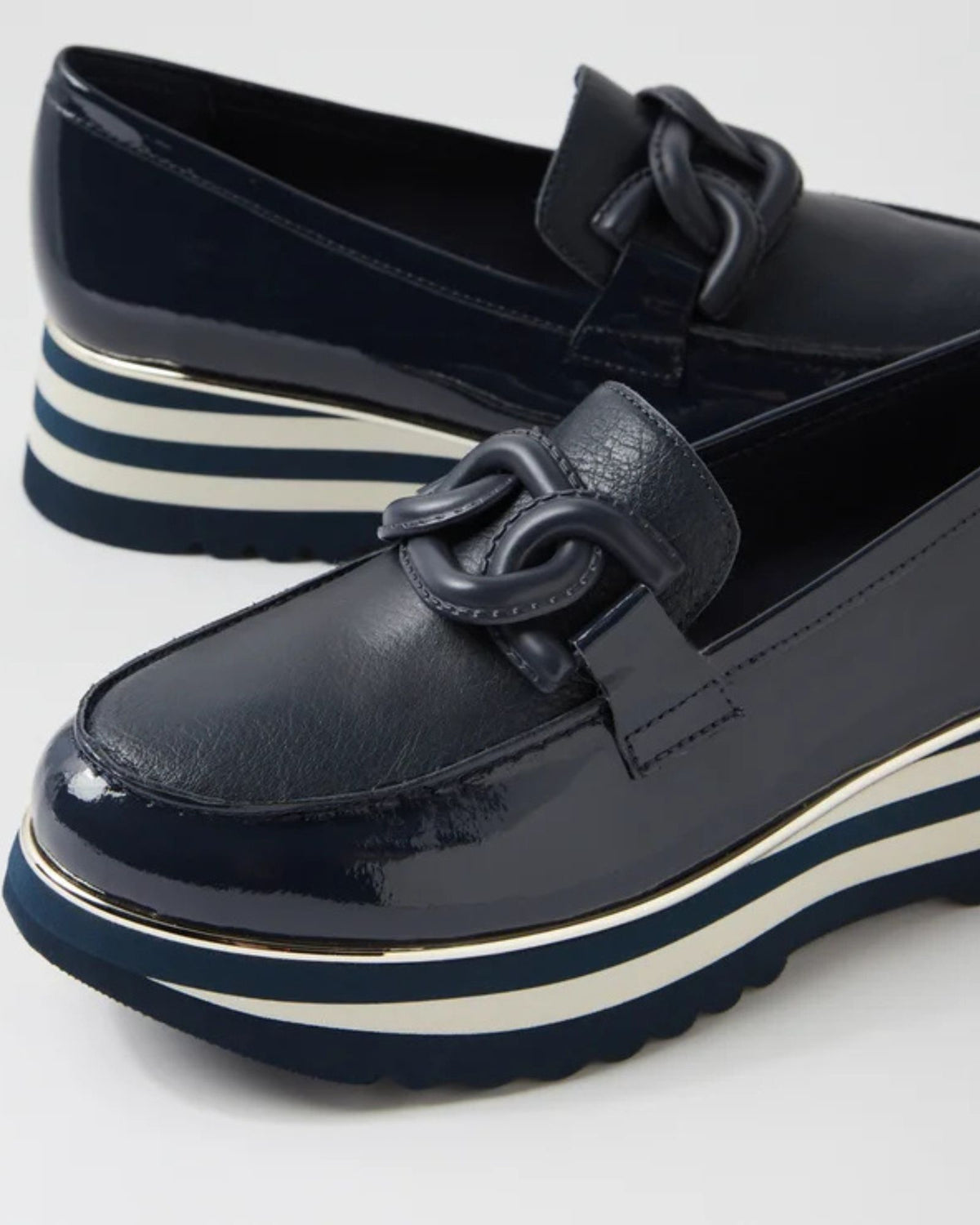 EAILA LOAFERS NAVY PATENT