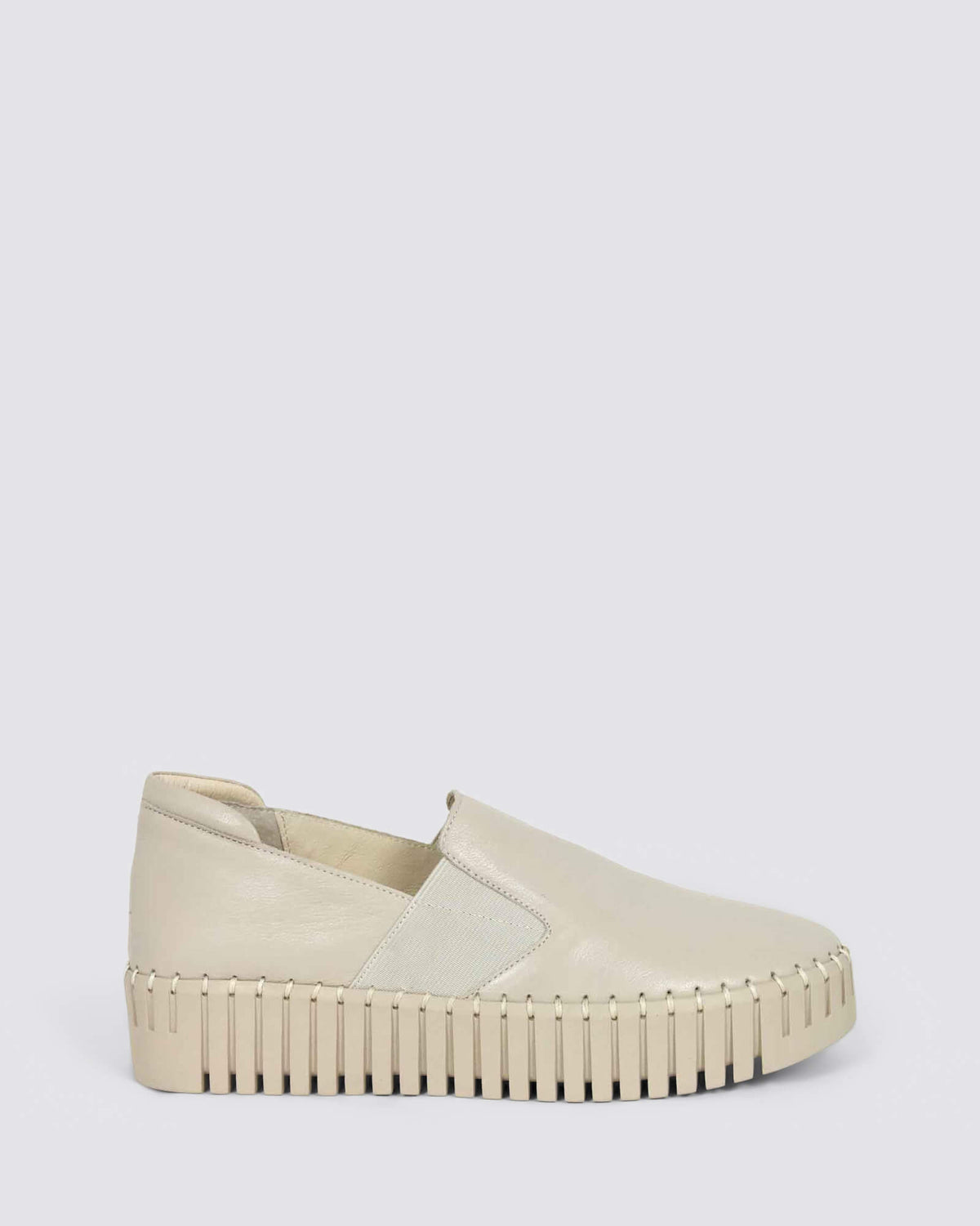 BECCA FLATS ALMOND LEATHER