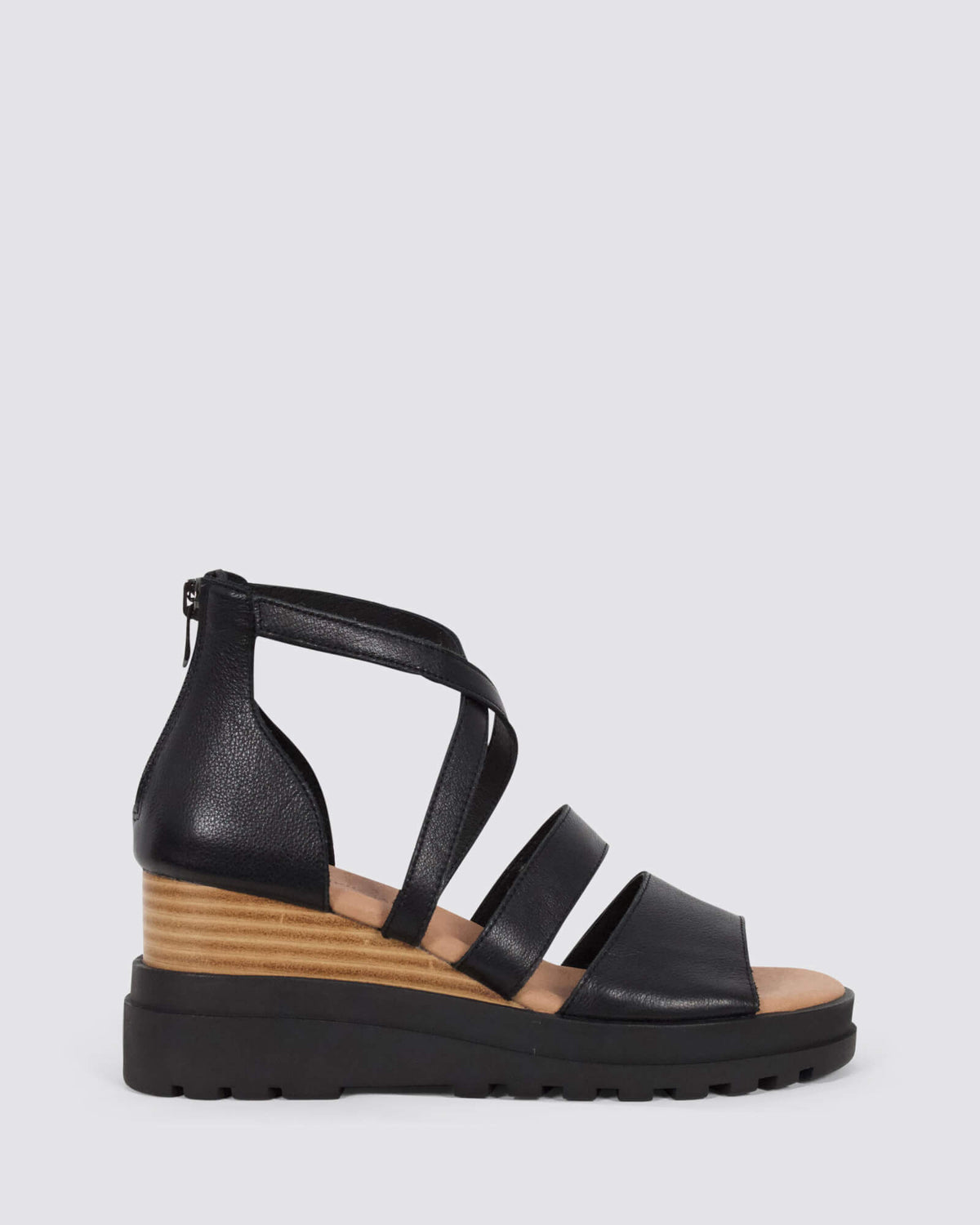 BEVELA WEDGE SANDALS BLACK