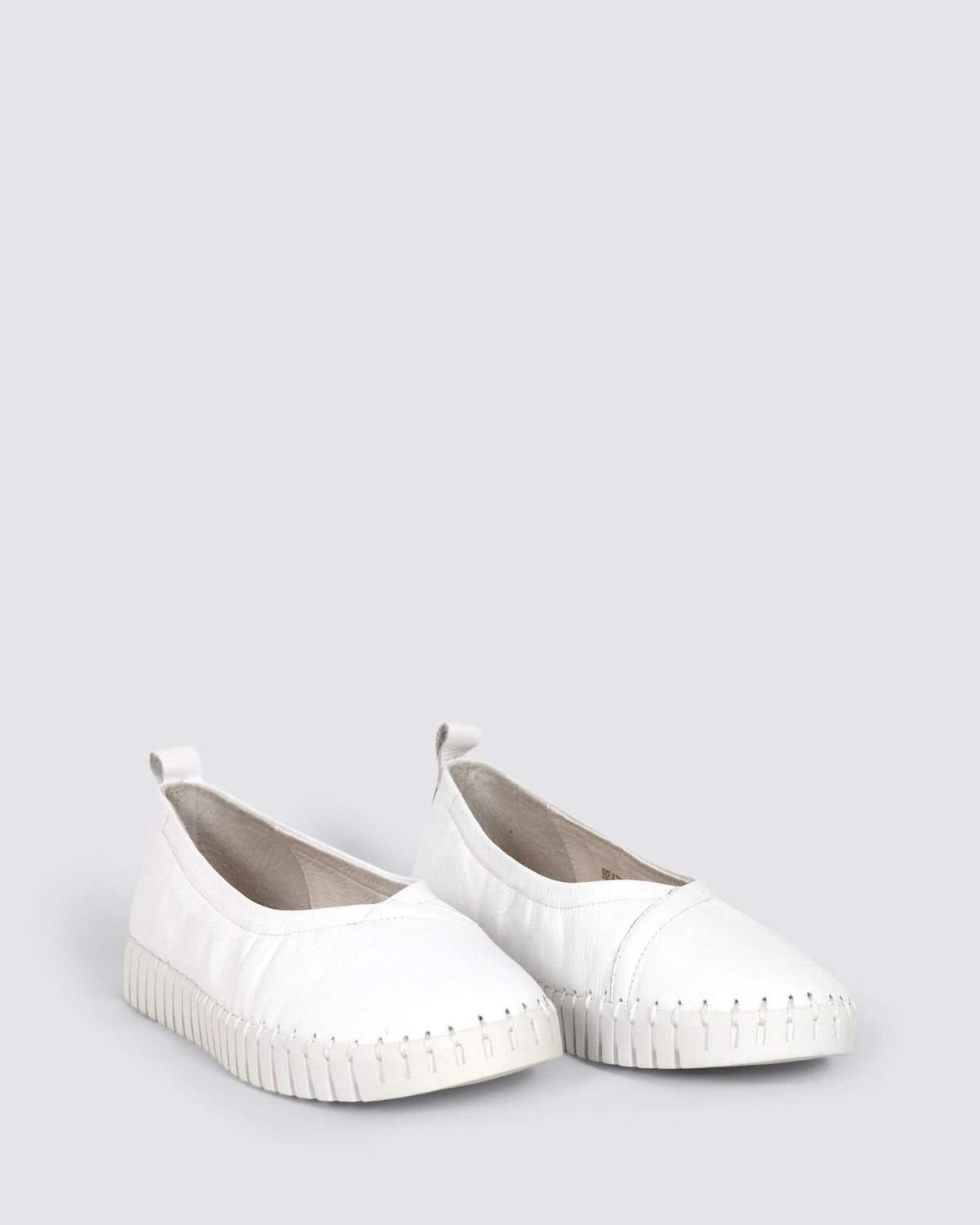 HEATON FLATS WHITE LEATHER